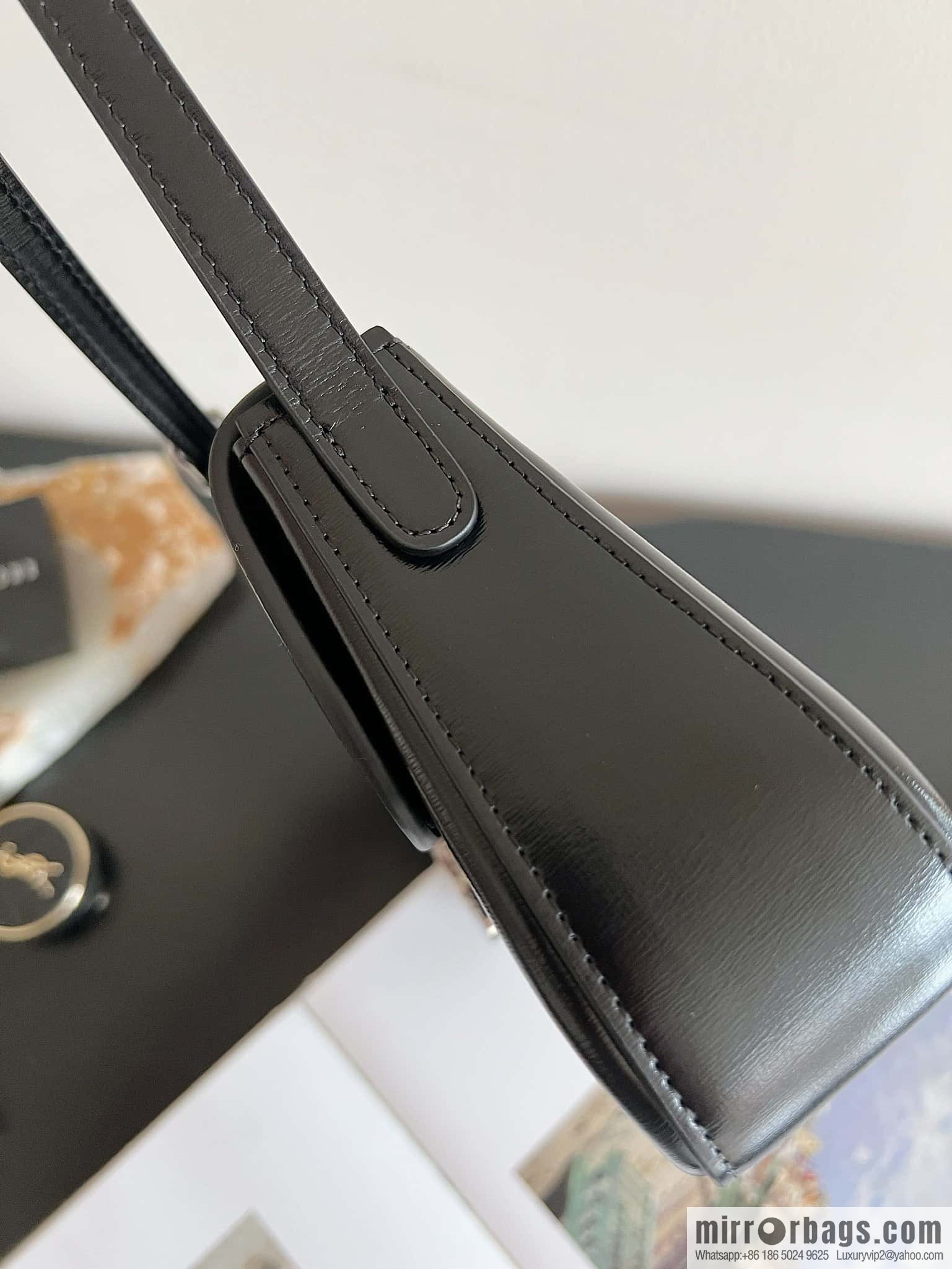 CELINE LOLA medium glossy cow leather (fabric) handbag 115533 black