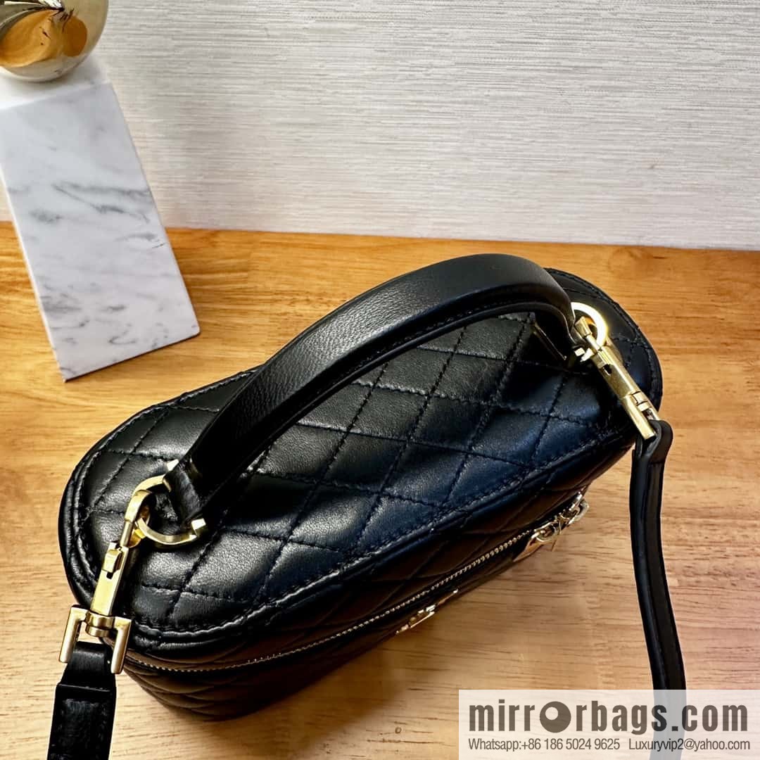 YSL ππππ¬ π©ππ‘ππ§π¬ mini sheepskin clutch bag 766731