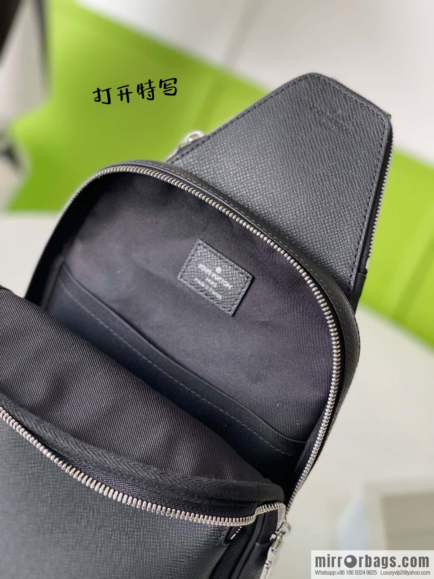 LV M30863 AVENUE NM shoulder bag