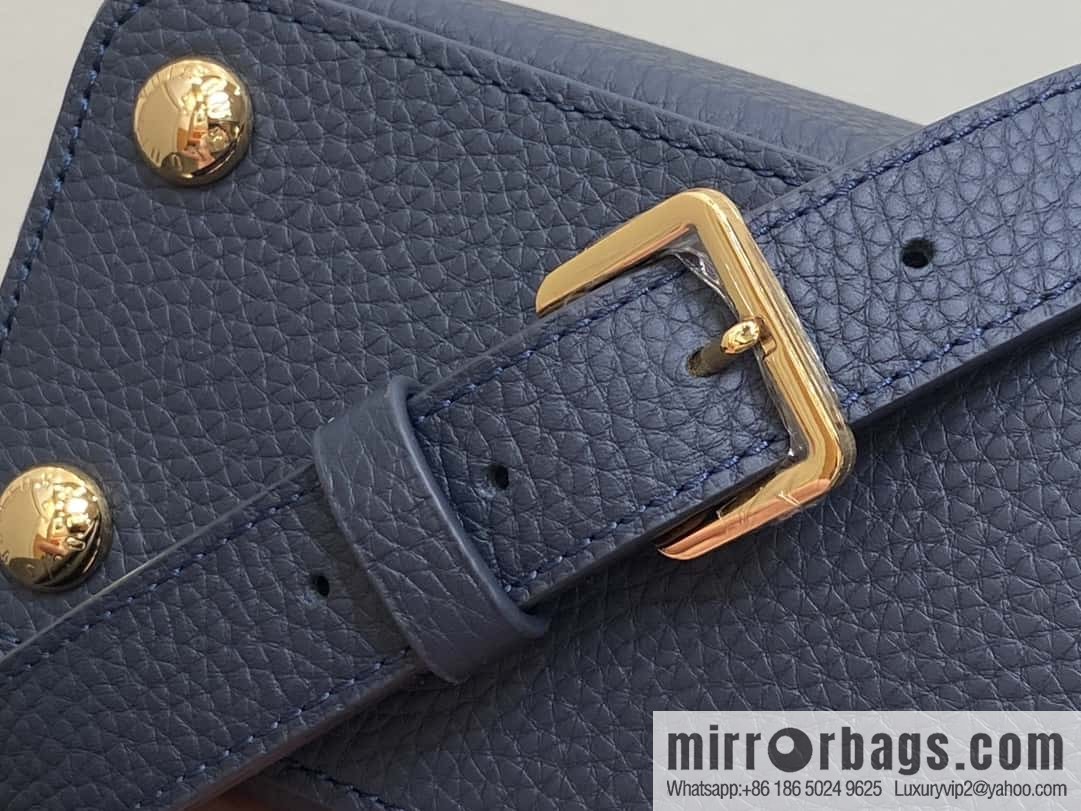 [Boutique‑grade] M25211 (chain strap) M24863 full leather cap that English series Capucines small handbag