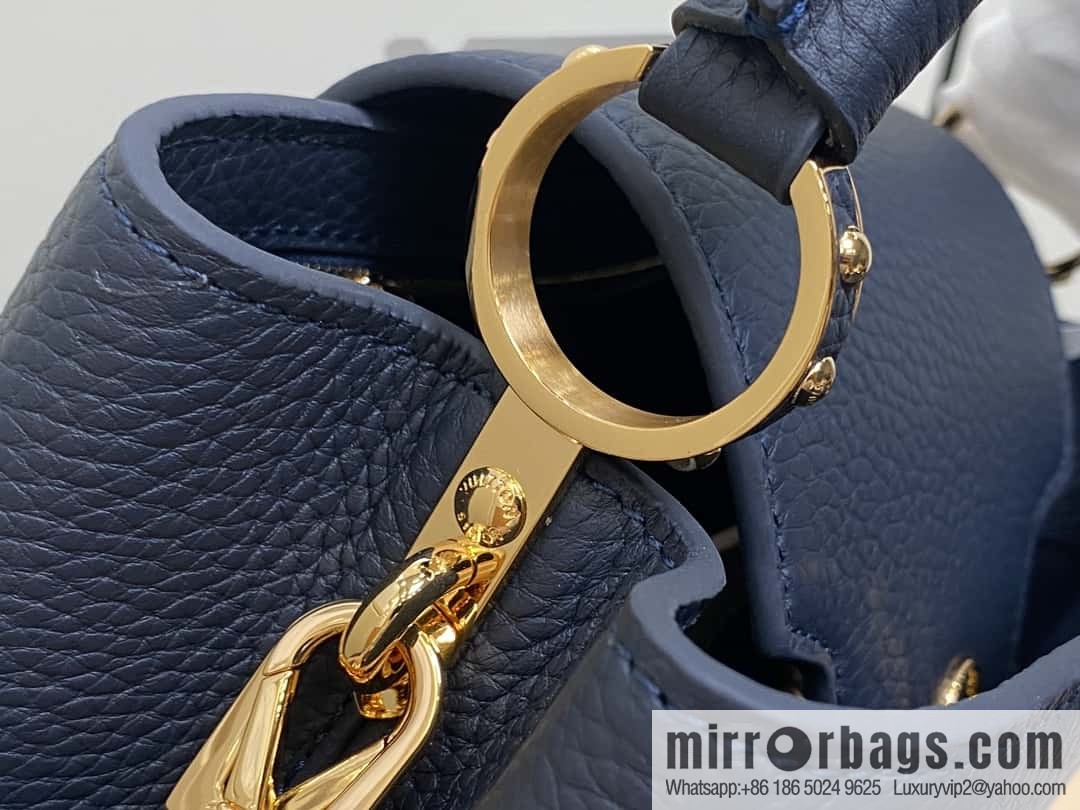 [Boutique‑grade] M25211 (chain strap) M24863 full leather cap that English series Capucines small handbag