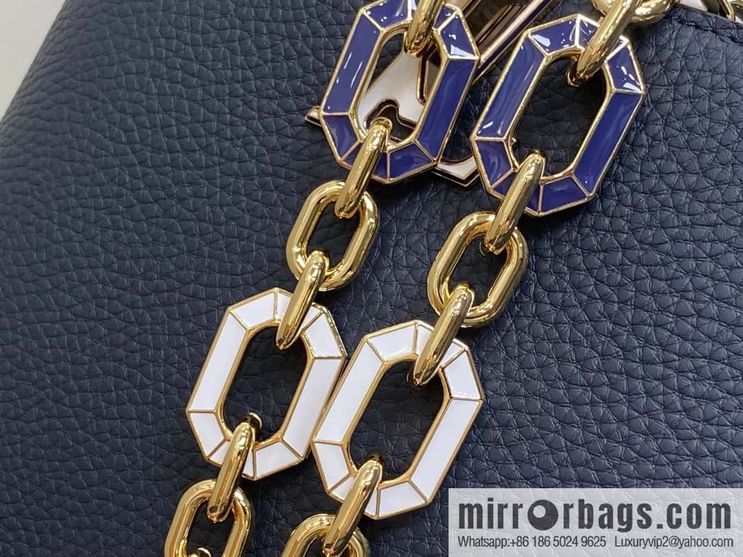 [Boutique‑grade] M25211 (chain strap) M24863 full leather cap that English series Capucines small handbag