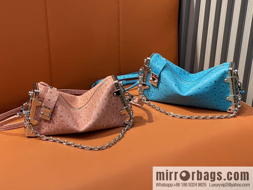 [Boutique‑grade] M25445 pink ostrich pattern full leather, soft box series SLIM TRUNK handbag