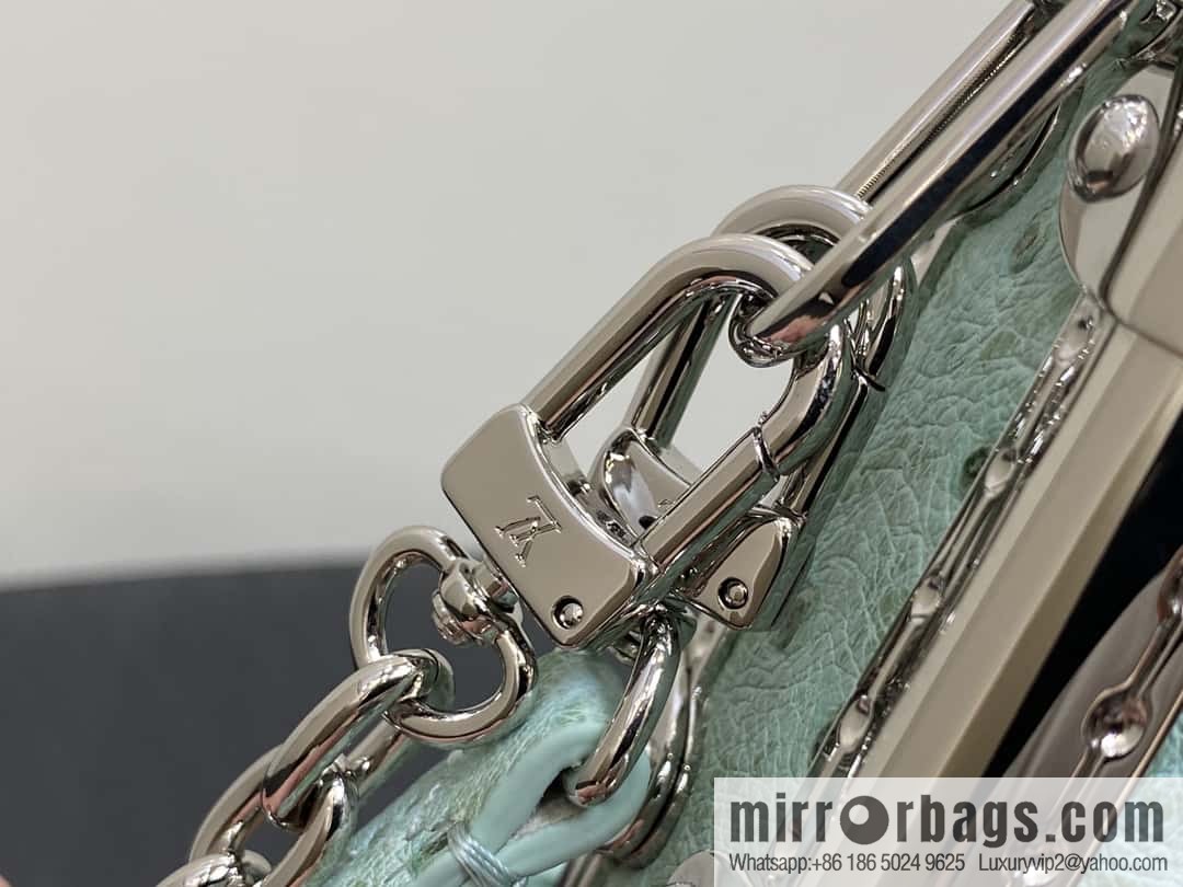 [Boutique‑grade] M25445 light green ostrich pattern full leather, soft box series SLIM TRUNK handbag