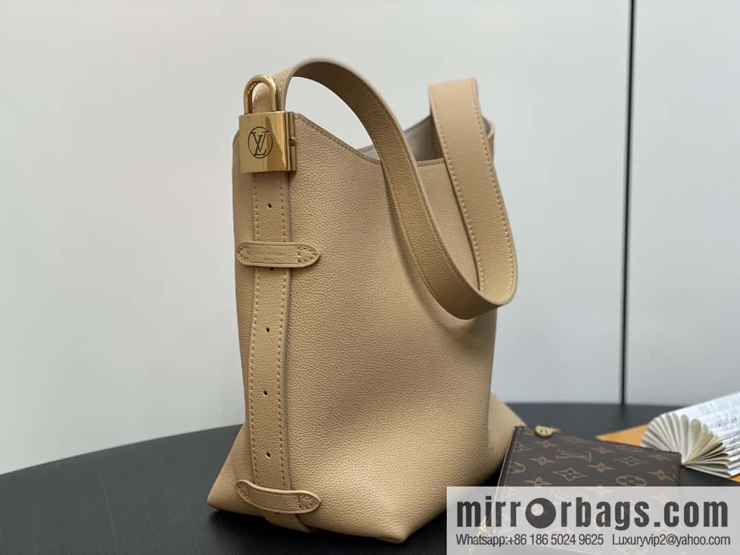 [Boutique‑grade] M25352 black M25353 beige M24354 brown LOW KEY HOBO small handbag