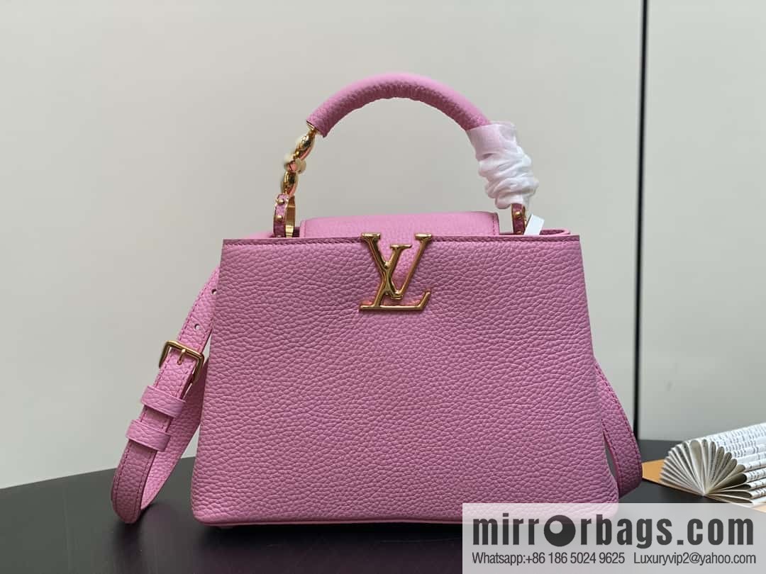 [Boutique‑grade] M23943 pink full leather cap that English series, this Capucines BB handbag