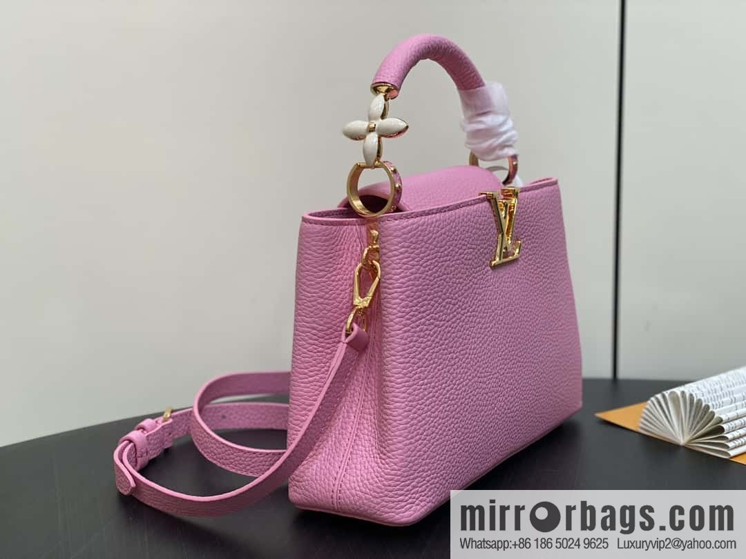 [Boutique‑grade] M23943 pink full leather cap that English series, this Capucines BB handbag