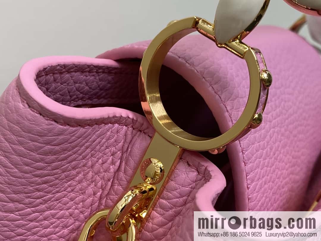 [Boutique‑grade] M23943 pink full leather cap that English series, this Capucines BB handbag