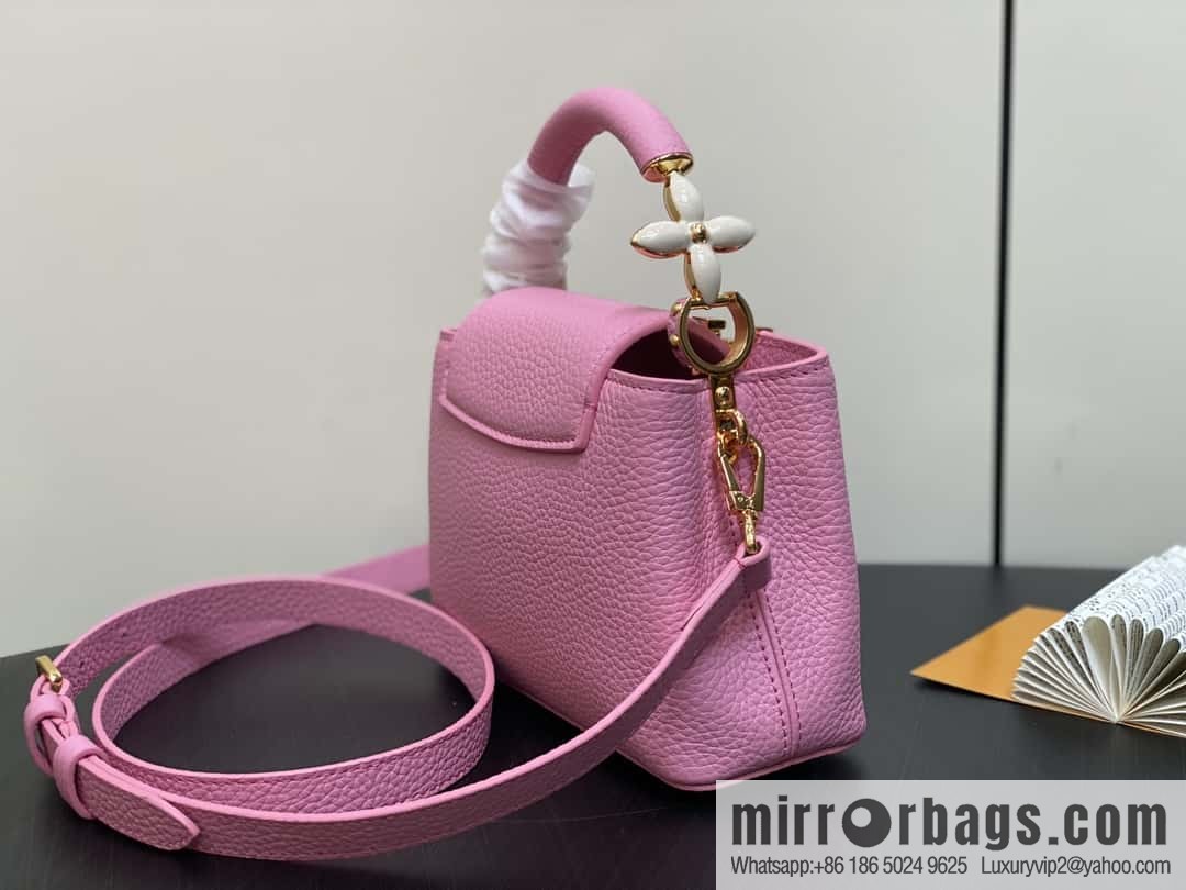 [Boutique‑grade] M23943 pink full leather cap that English series, this Capucines mini handbag
