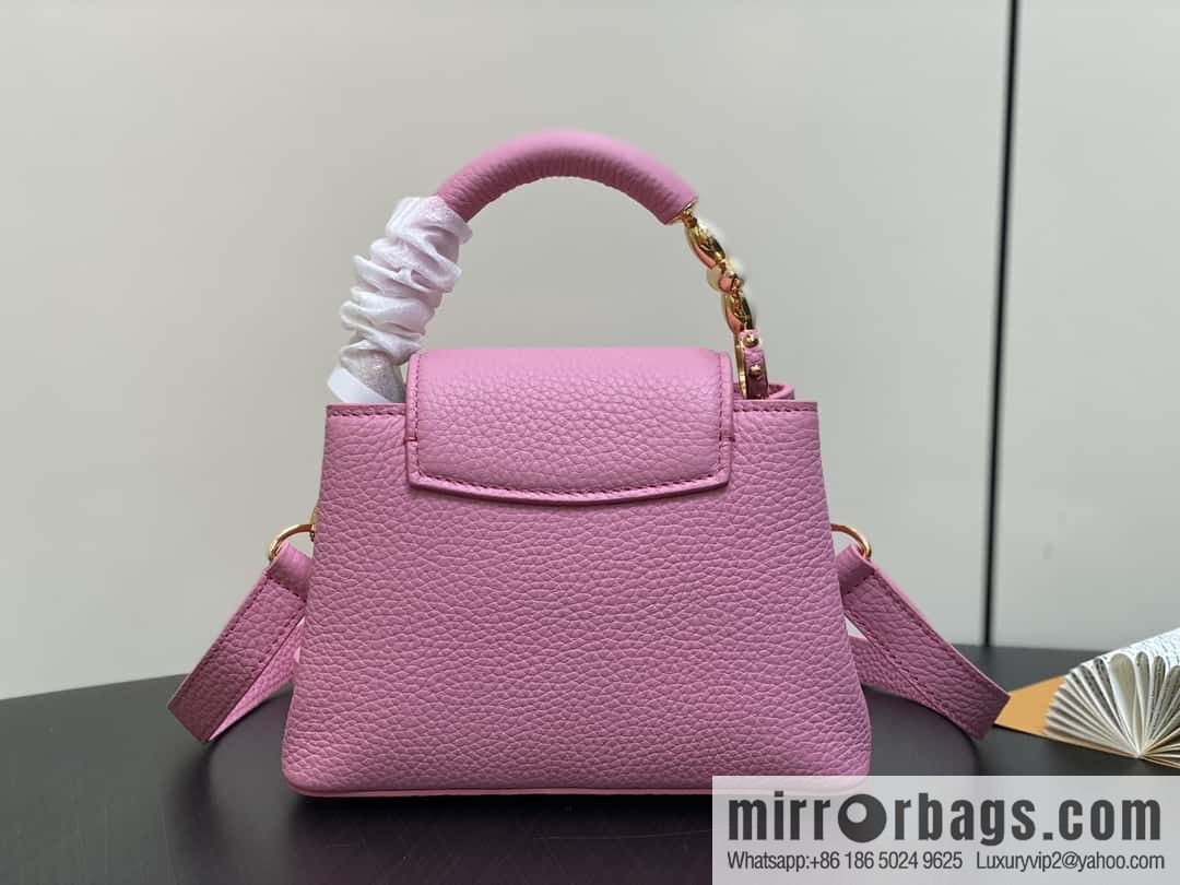 [Boutique‑grade] M23943 pink full leather cap that English series, this Capucines mini handbag