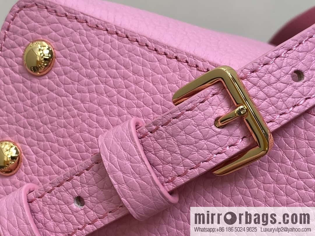 [Boutique‑grade] M23943 pink full leather cap that English series, this Capucines mini handbag