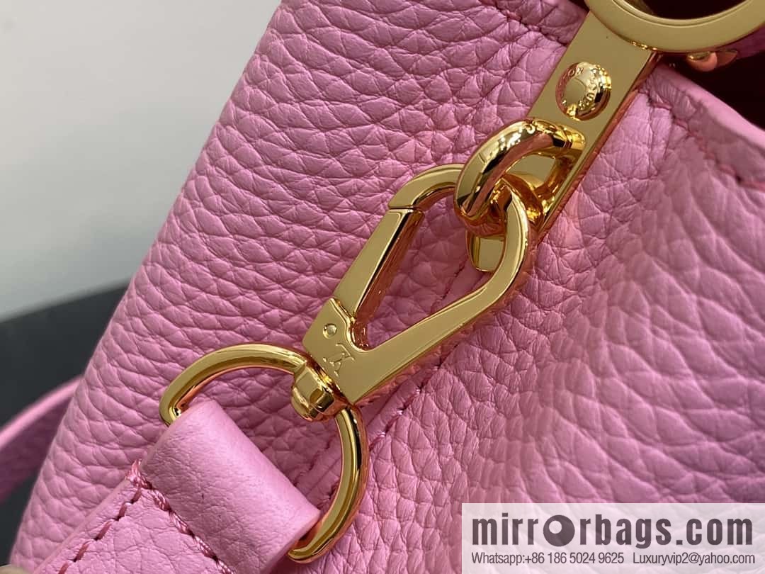 [Boutique‑grade] M23943 pink full leather cap that English series, this Capucines mini handbag