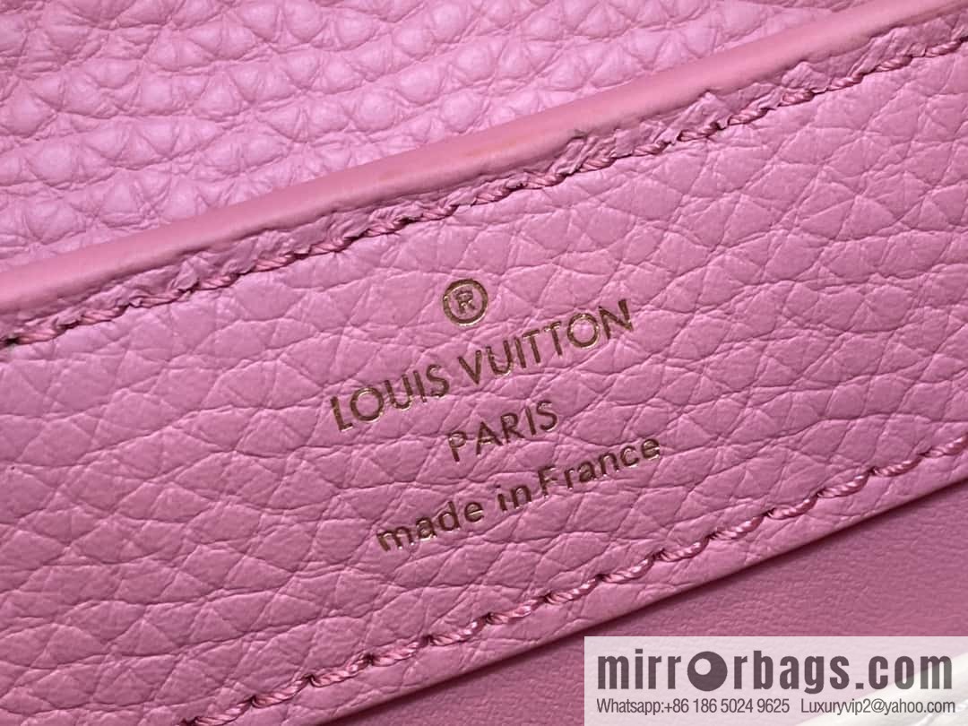 [Boutique‑grade] M23943 pink full leather cap that English series, this Capucines mini handbag