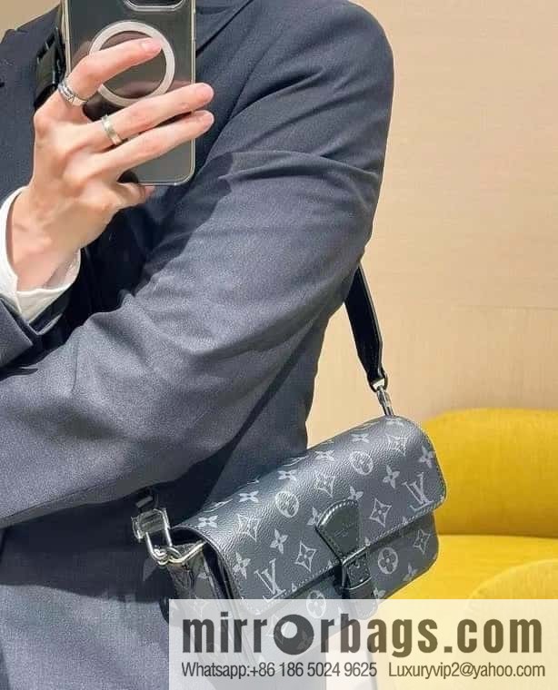 LV M83567 MONTSOURIS mini handbag