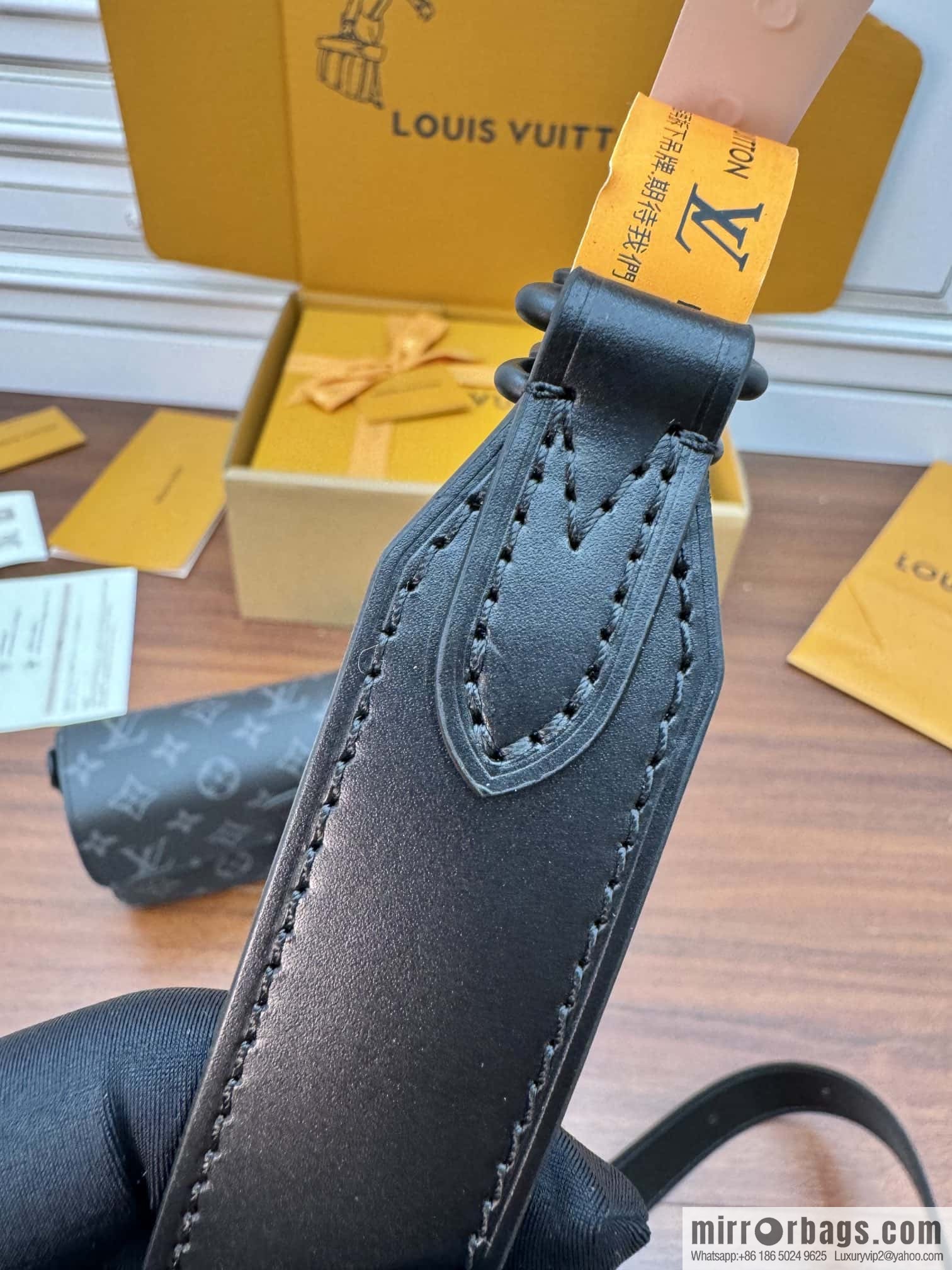 LV M83567 MONTSOURIS mini handbag