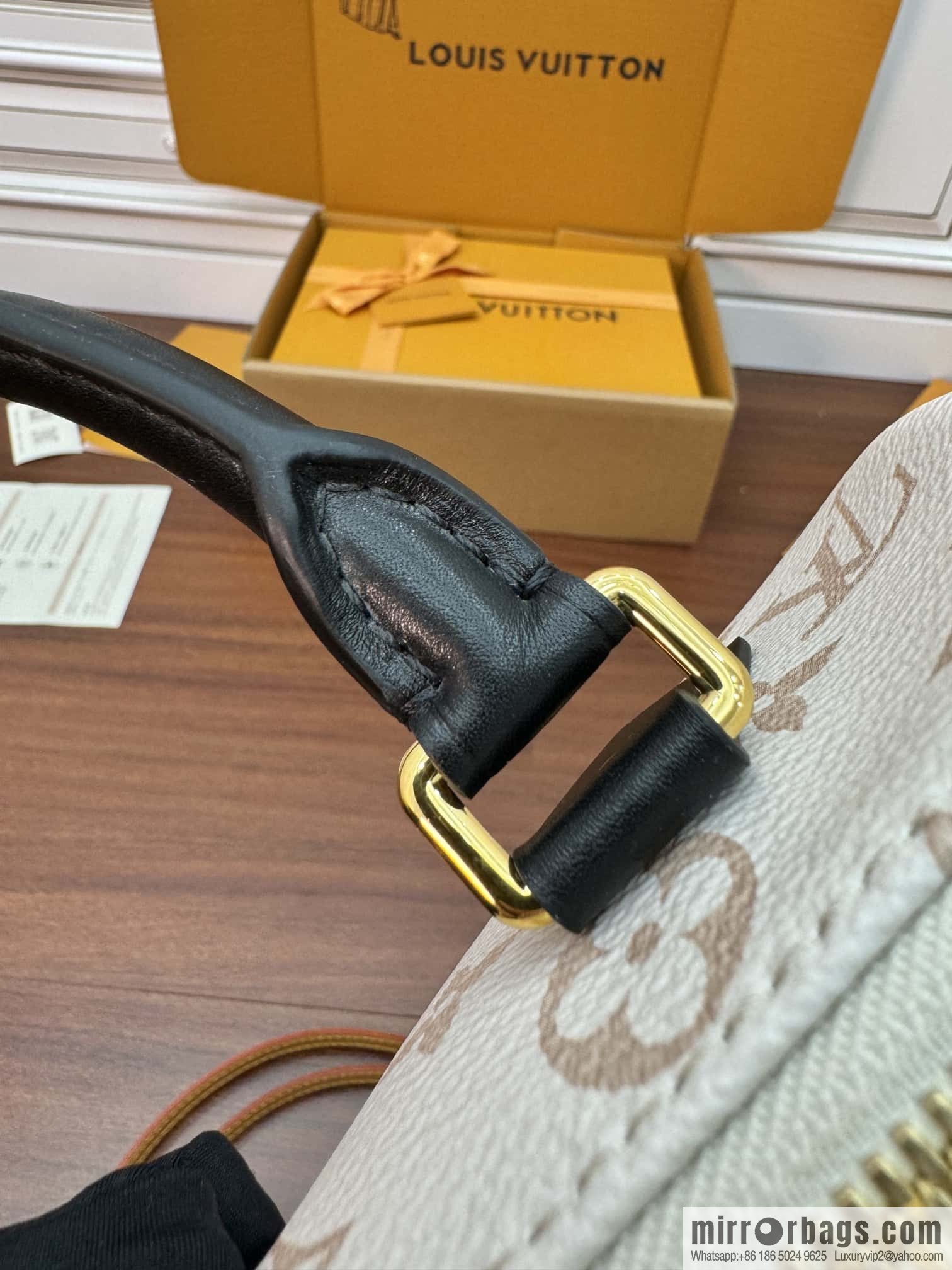LV M46906 SPEEDY BANDOULIZRE 20 handbag