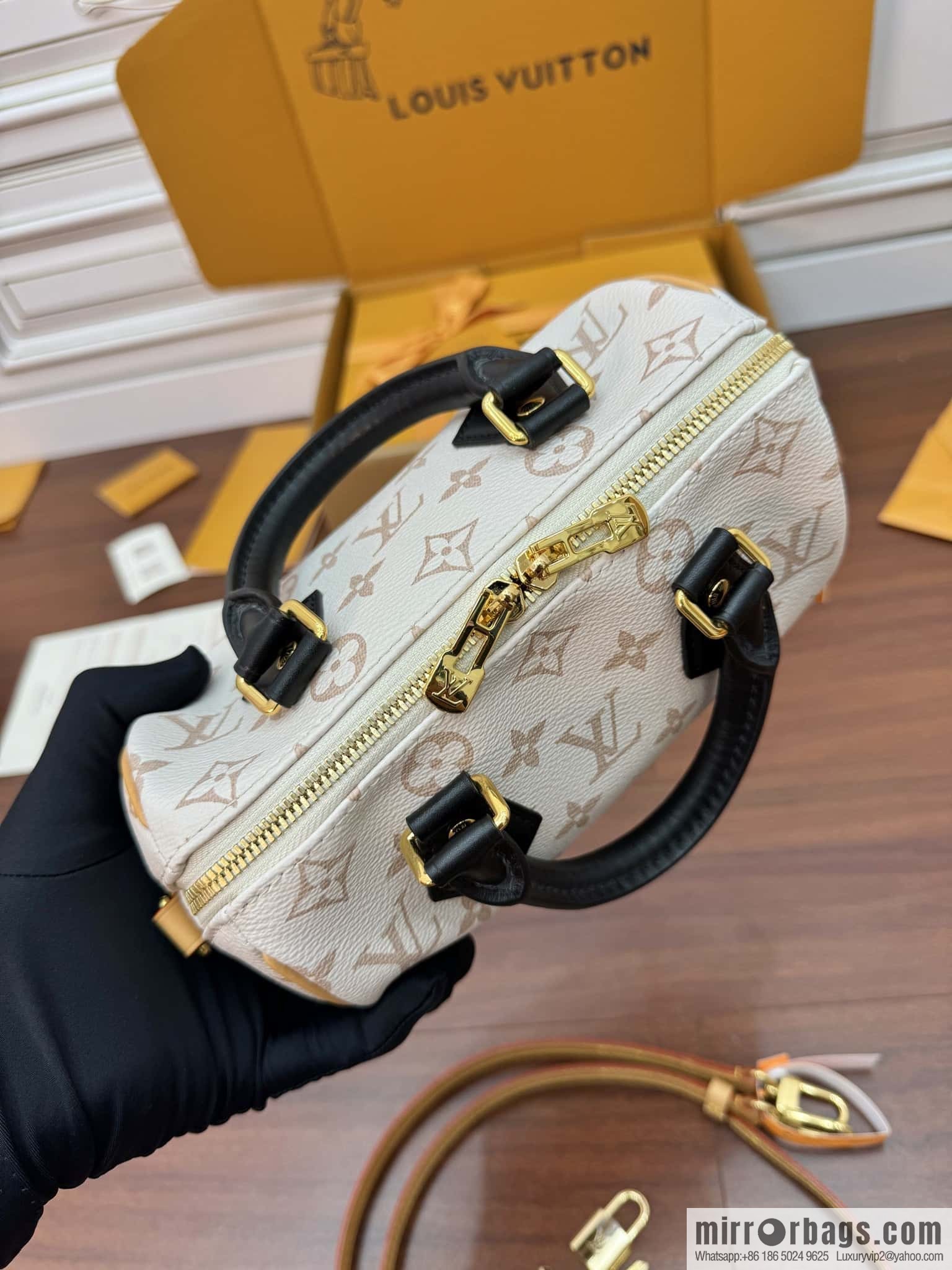 LV M46906 SPEEDY BANDOULIZRE 20 handbag