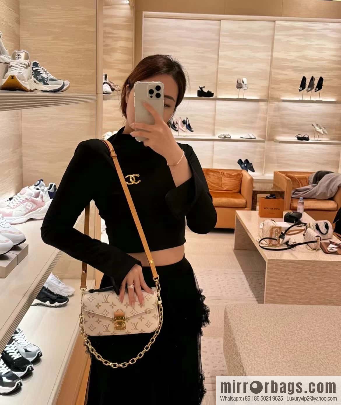 LV M46914 POCHETTE MÉTIS EAST WEST handbag