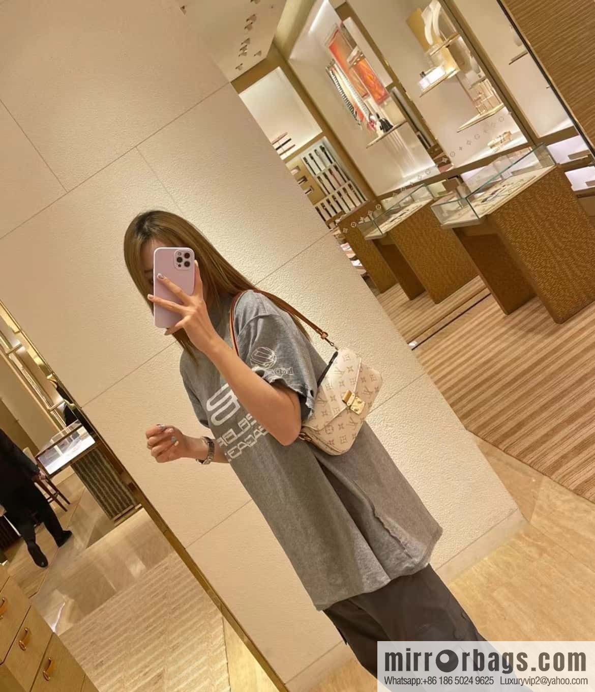 LV M46914 POCHETTE MÉTIS EAST WEST handbag