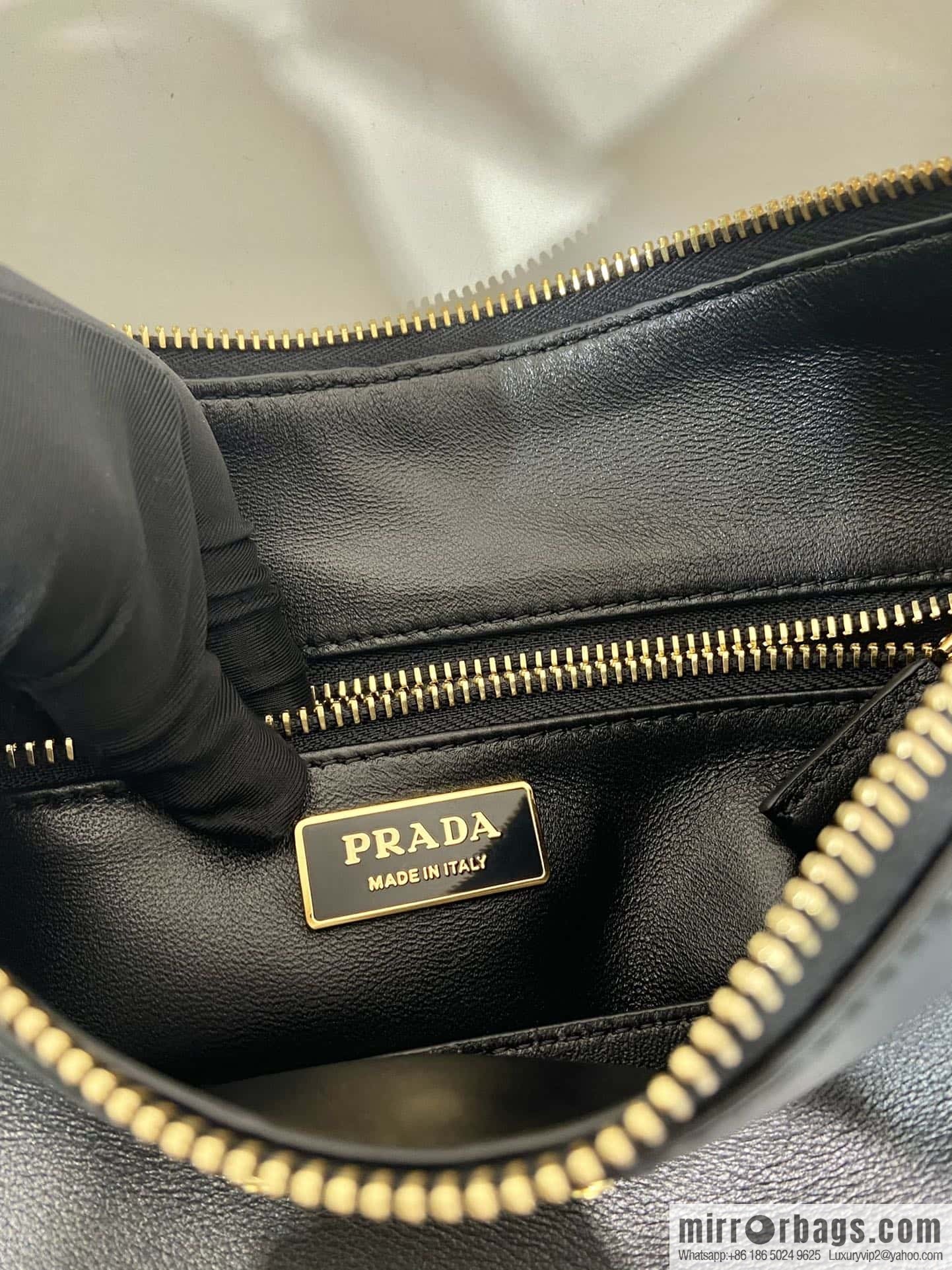 PRADA 🎉 new Aimee armpit bag 🎉 1BC228 🎉 black