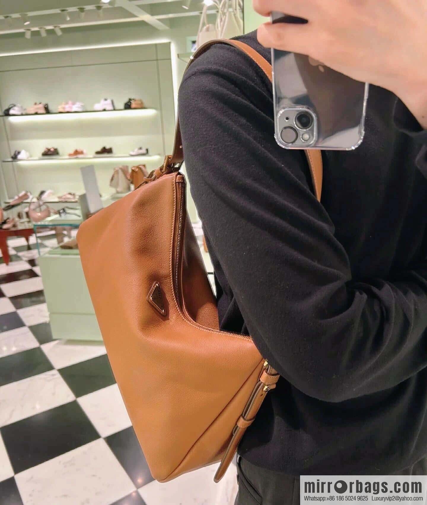 PRADA 🎉 new Aimee armpit bag 🎉 1BC228 🎉 brown