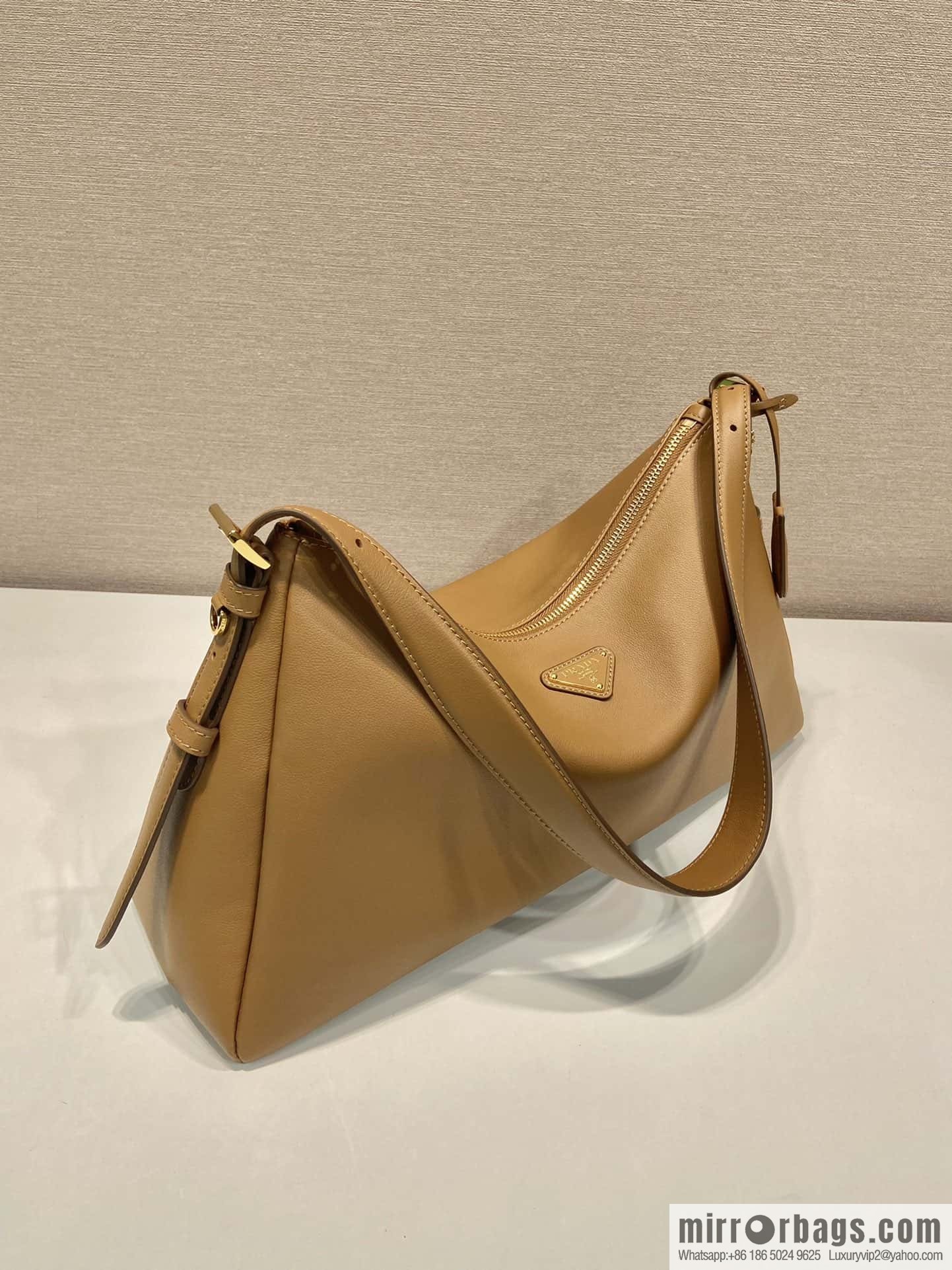PRADA 🎉 new Aimee armpit bag 🎉 1BC228 🎉 brown