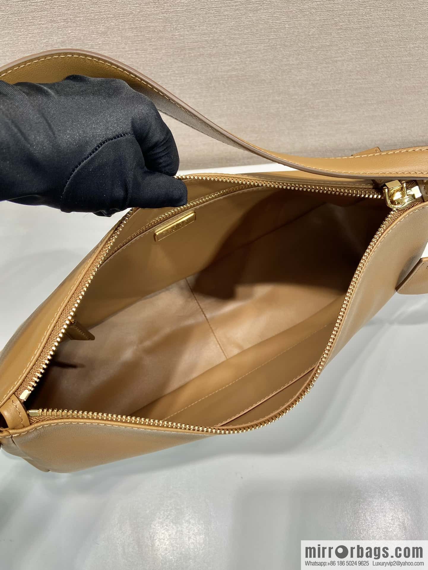 PRADA 🎉 new Aimee armpit bag 🎉 1BC228 🎉 brown