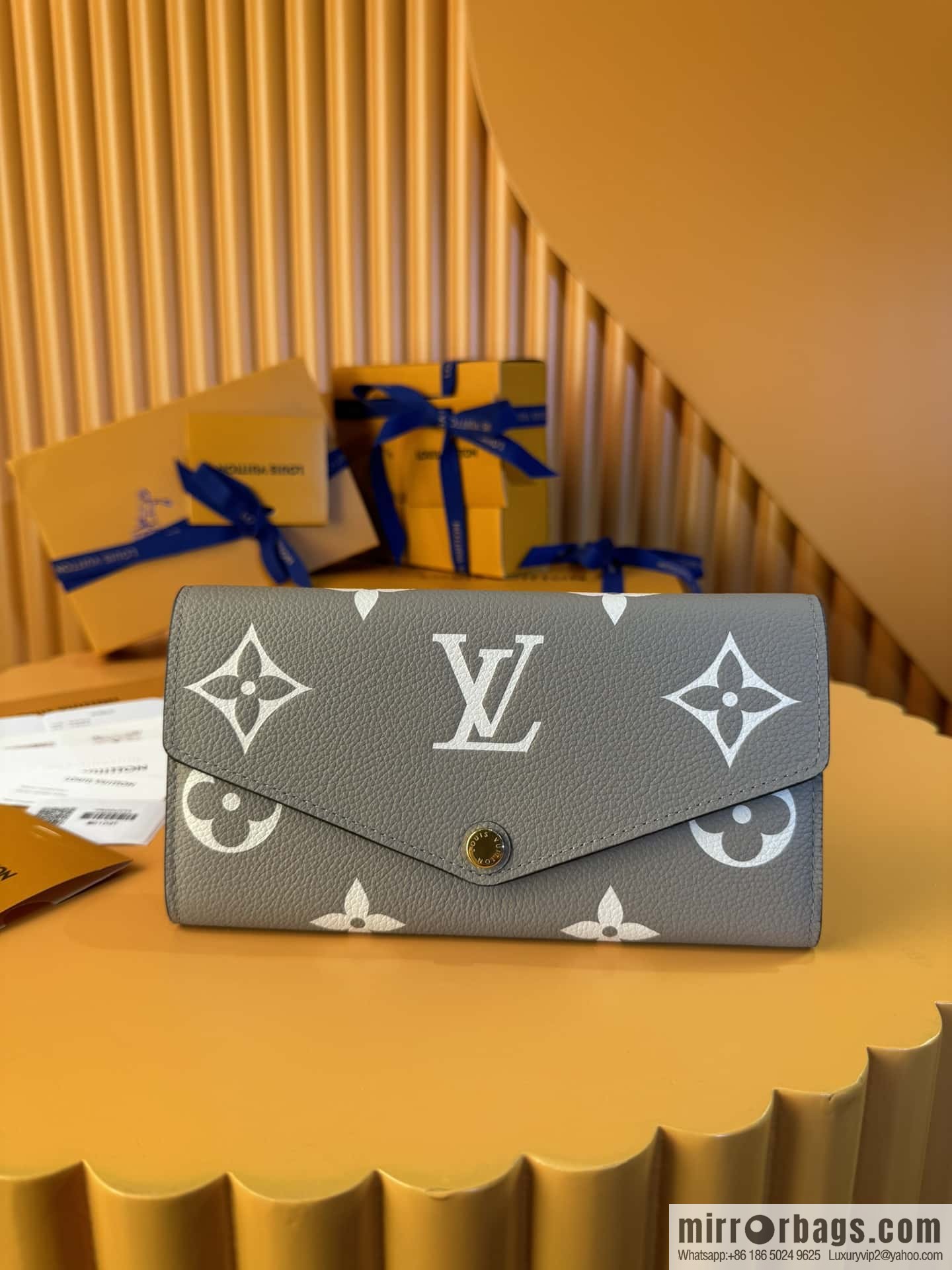 LV Sarah wallet M81049 Premium