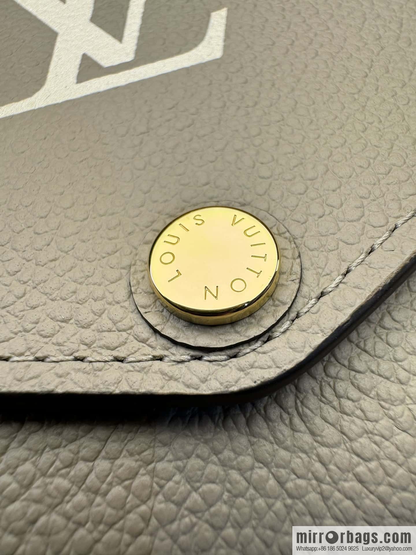 LV Sarah wallet M81049 Premium