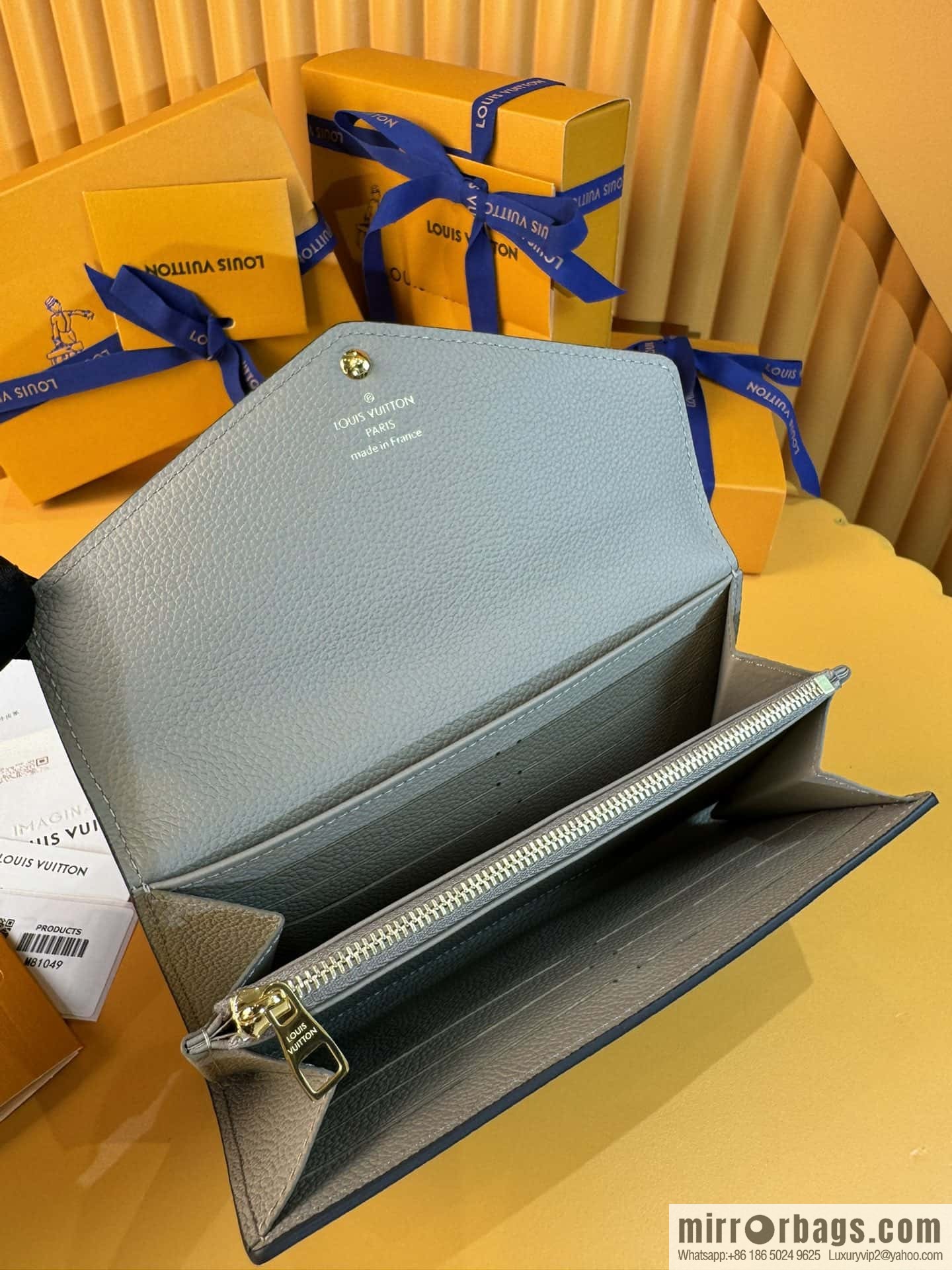 LV Sarah wallet M81049 Premium