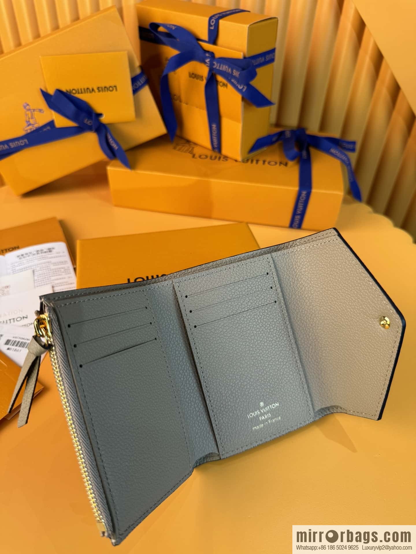 LV VICTORINE M81861 Premium