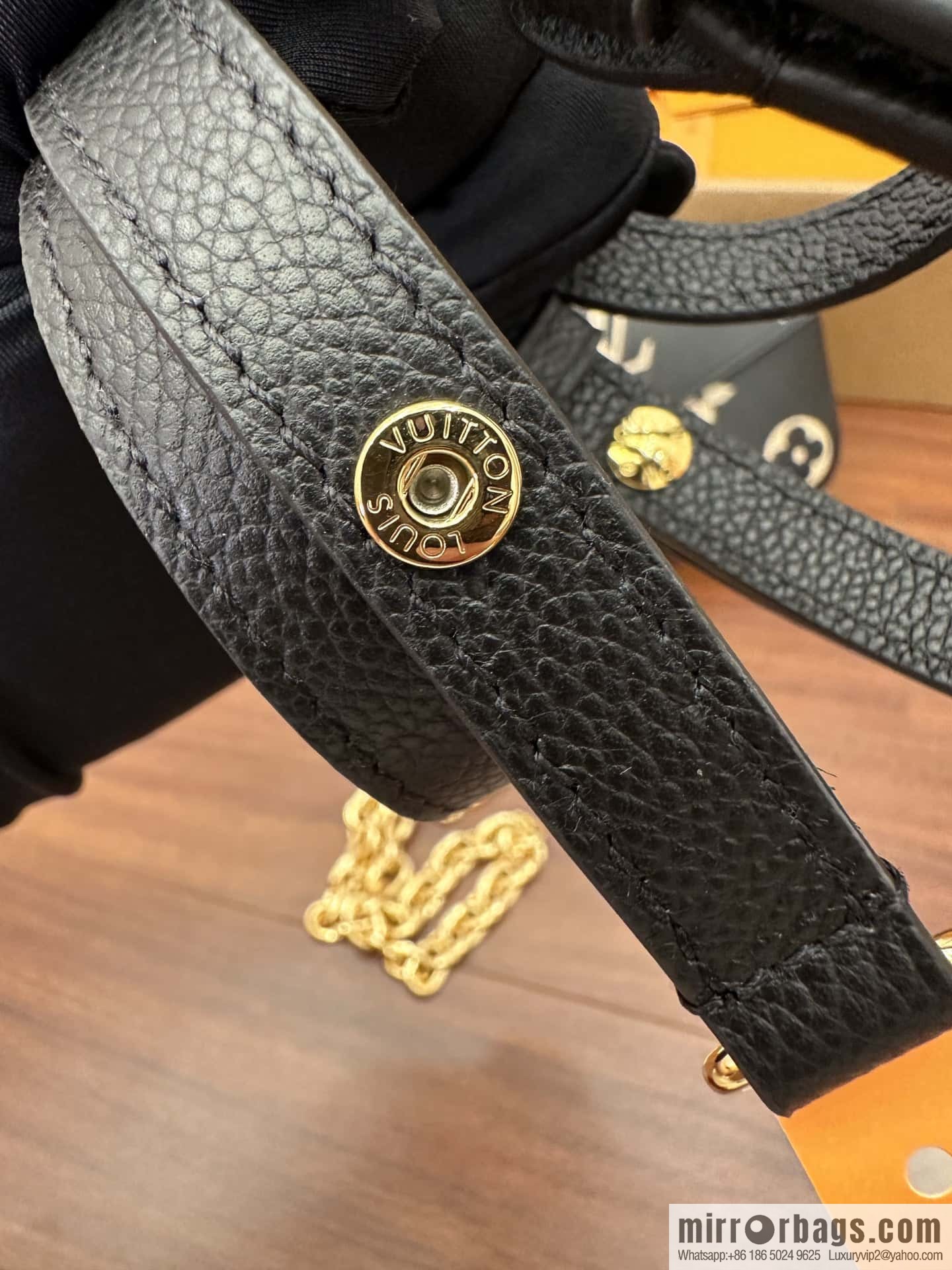 LV M46596 POCHETTE MÉTIS EAST WEST handbag