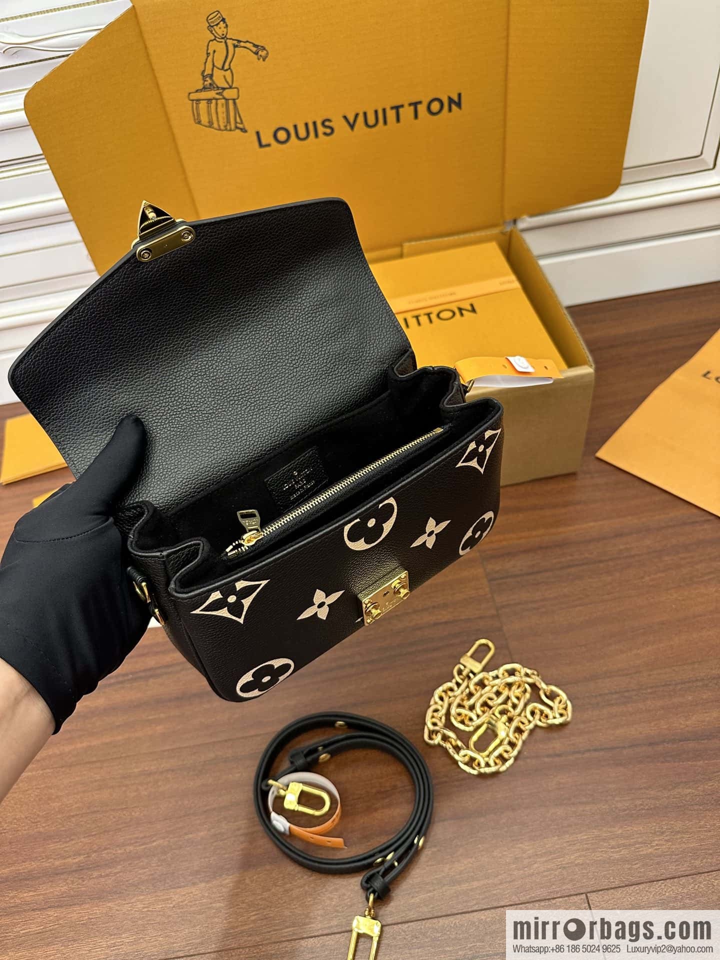 LV M46596 POCHETTE MÉTIS EAST WEST handbag