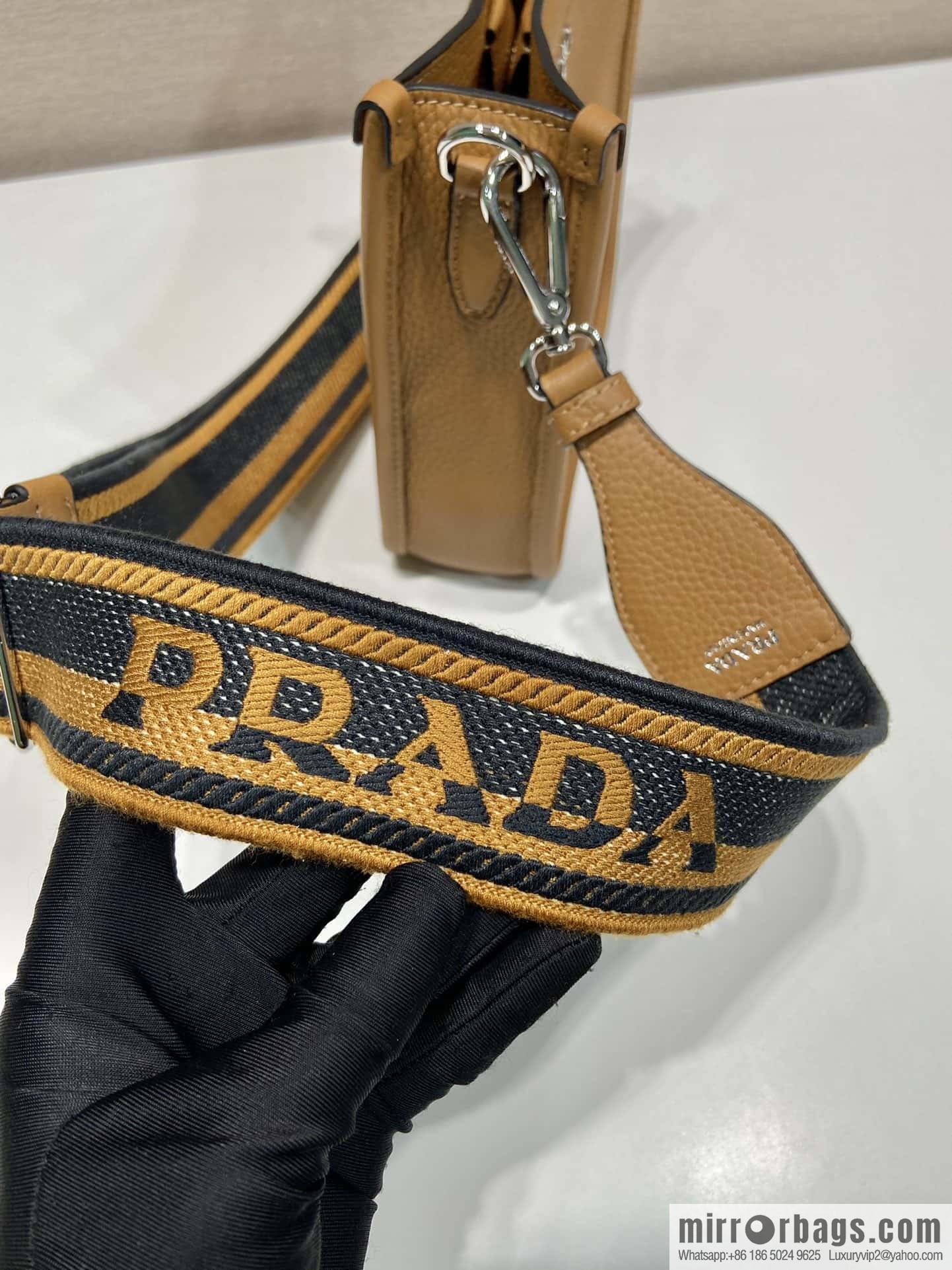 PRADA 👏 new shoulder strap bag 👏 1BH191/tote bag new color