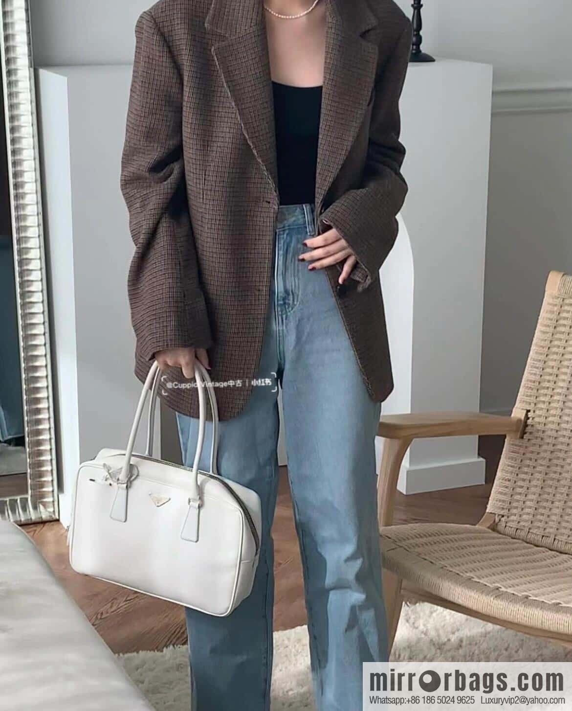 PRADA 🎉 new long handle medieval bag 🎉 1BA428 new 🎉 white