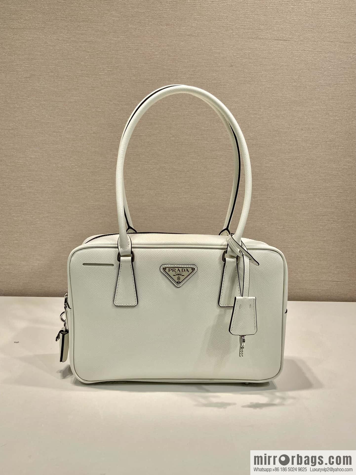 PRADA 🎉 new long handle medieval bag 🎉 1BA428 new 🎉 white