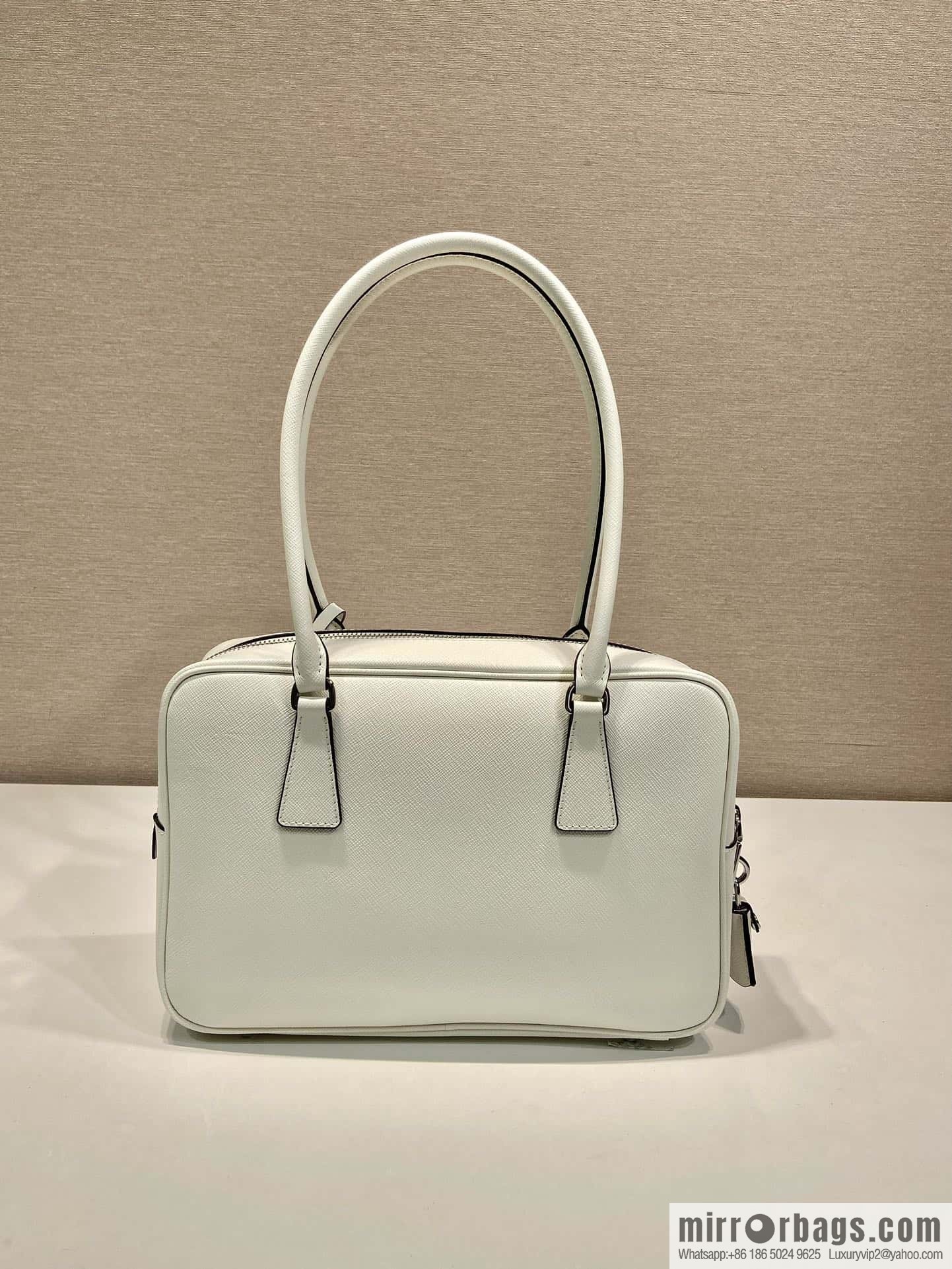 PRADA 🎉 new long handle medieval bag 🎉 1BA428 new 🎉 white