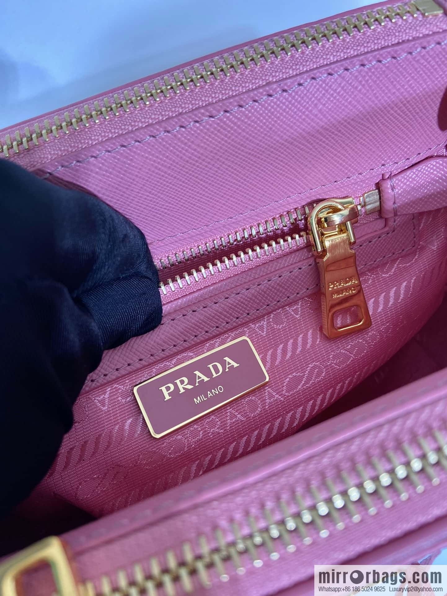 PRADA mini Killer Bag 🎉 1BA906 pink