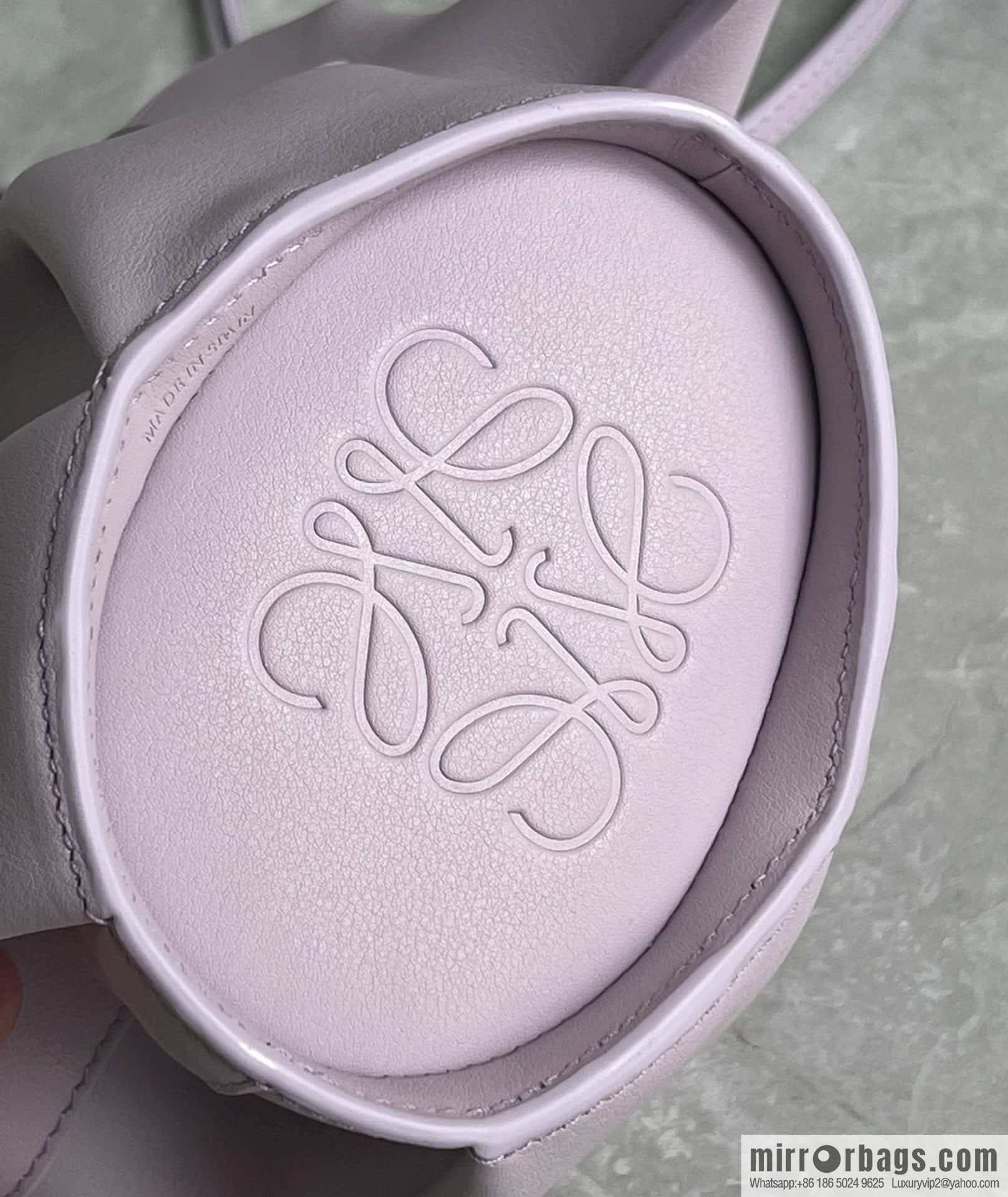LOEWE's latest jade series baby elephant bag 0192 purple