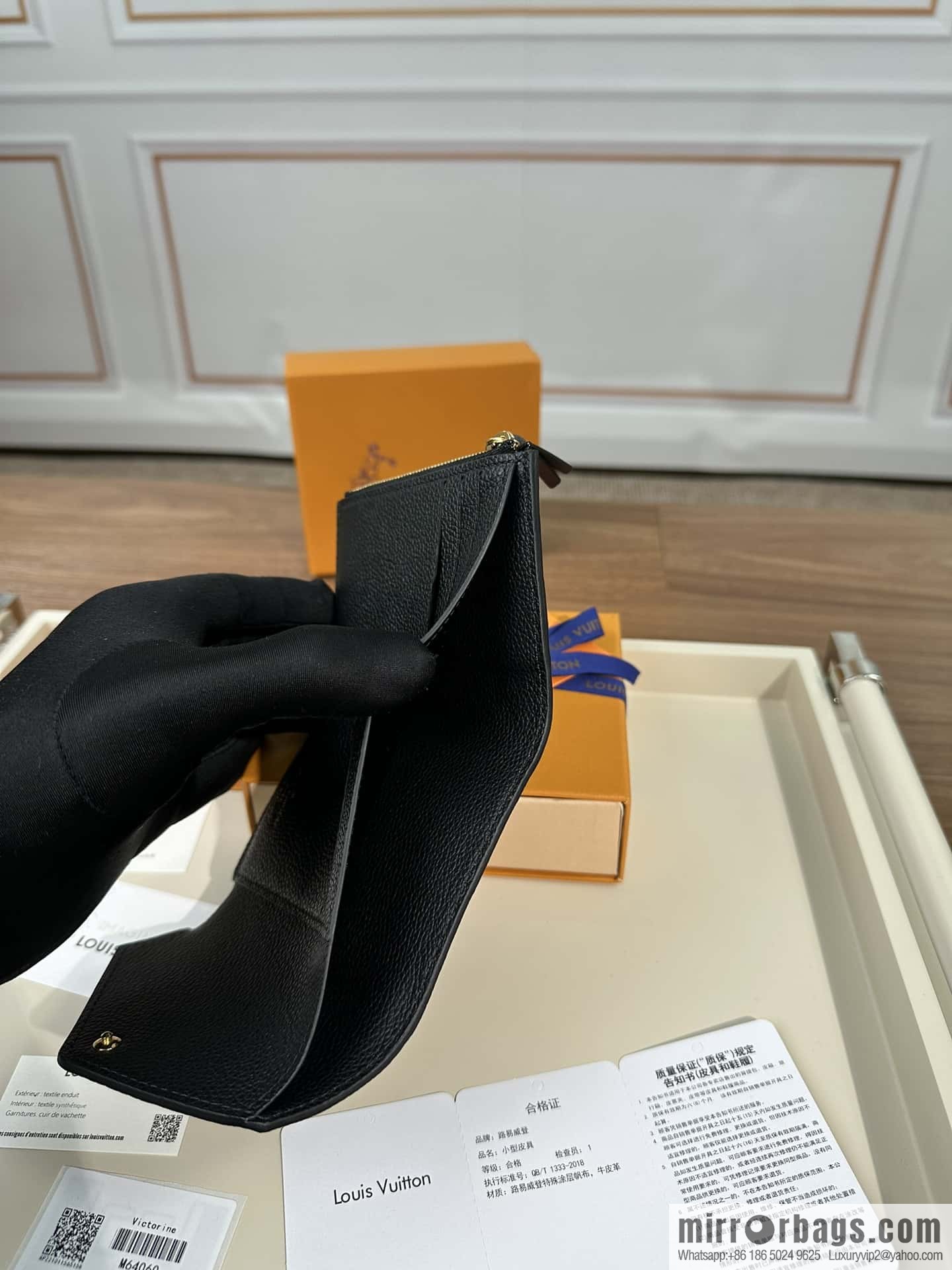 LV Victoria Wallet M64060 Premium