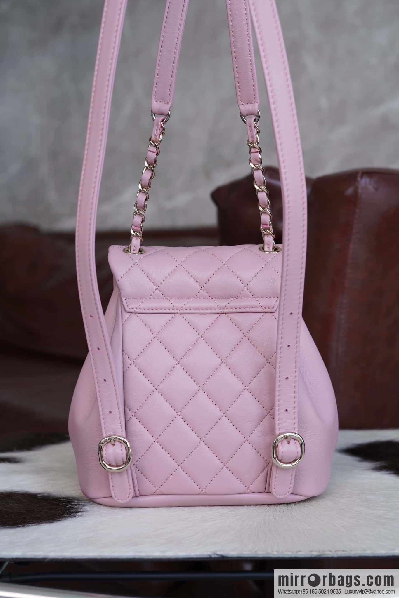 𝗖𝗛𝗔𝗘𝗡𝗟✦ 𝟐𝟒𝐩 backpack 🎒 pink AS2908