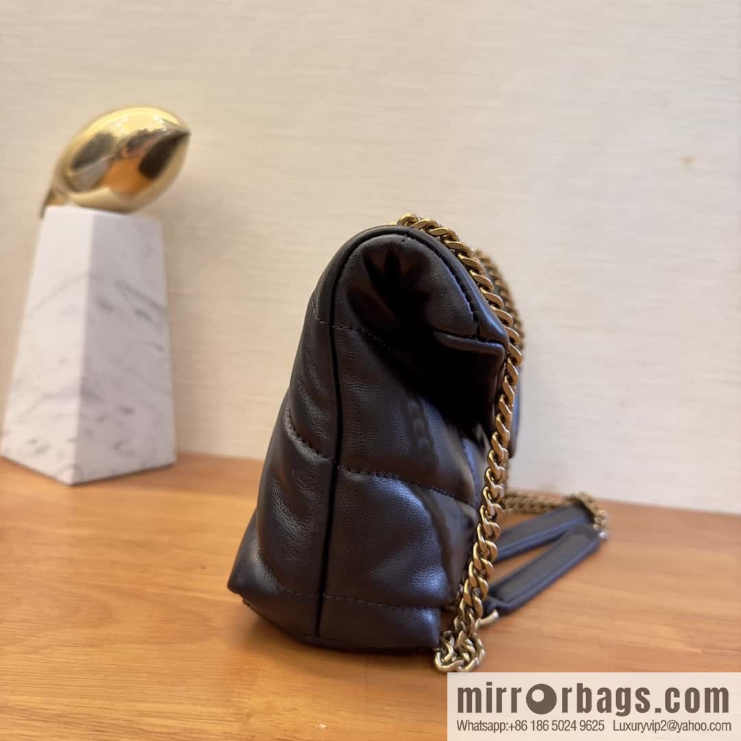 YSL 𝑳𝒐𝒖𝑳𝒐𝒖 𝒑𝒖𝒇𝒇𝒆𝒓 𝒎𝒊𝒏𝒊 2 3CM black gold buckle • double chain strap 759337