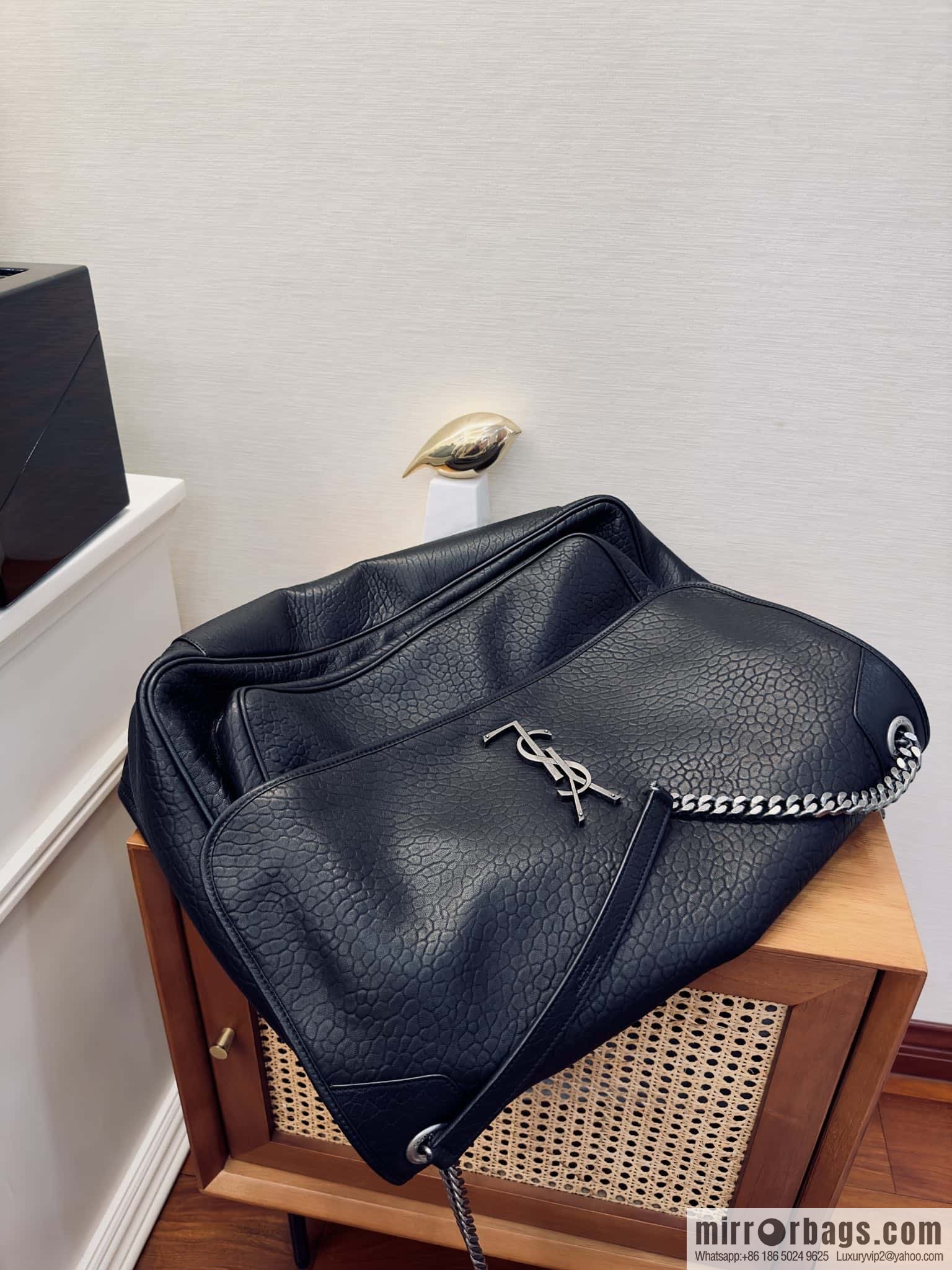YSL counter most 🆕 sheepskin black silver 755857