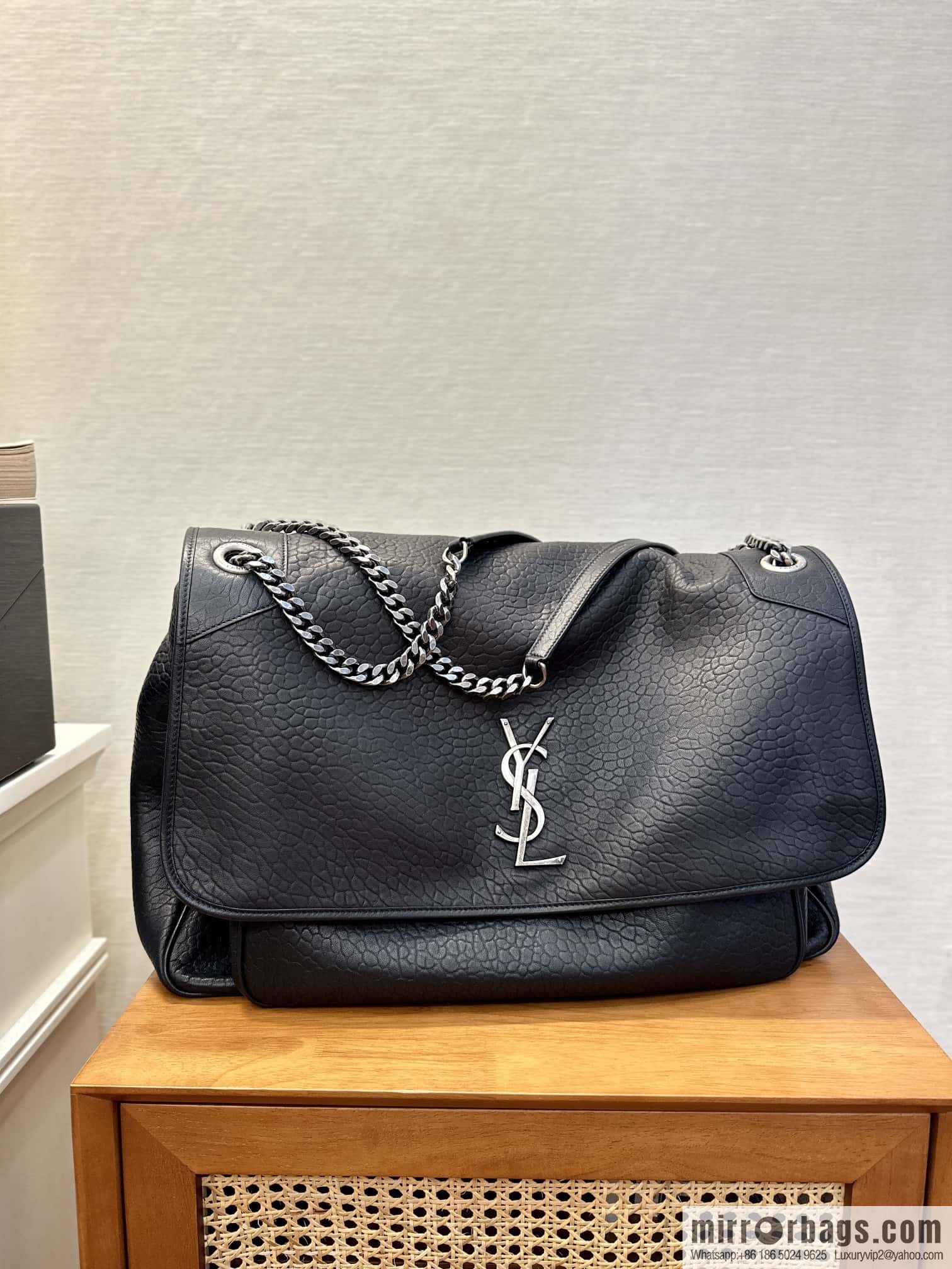 YSL counter most 🆕 sheepskin black silver 755857
