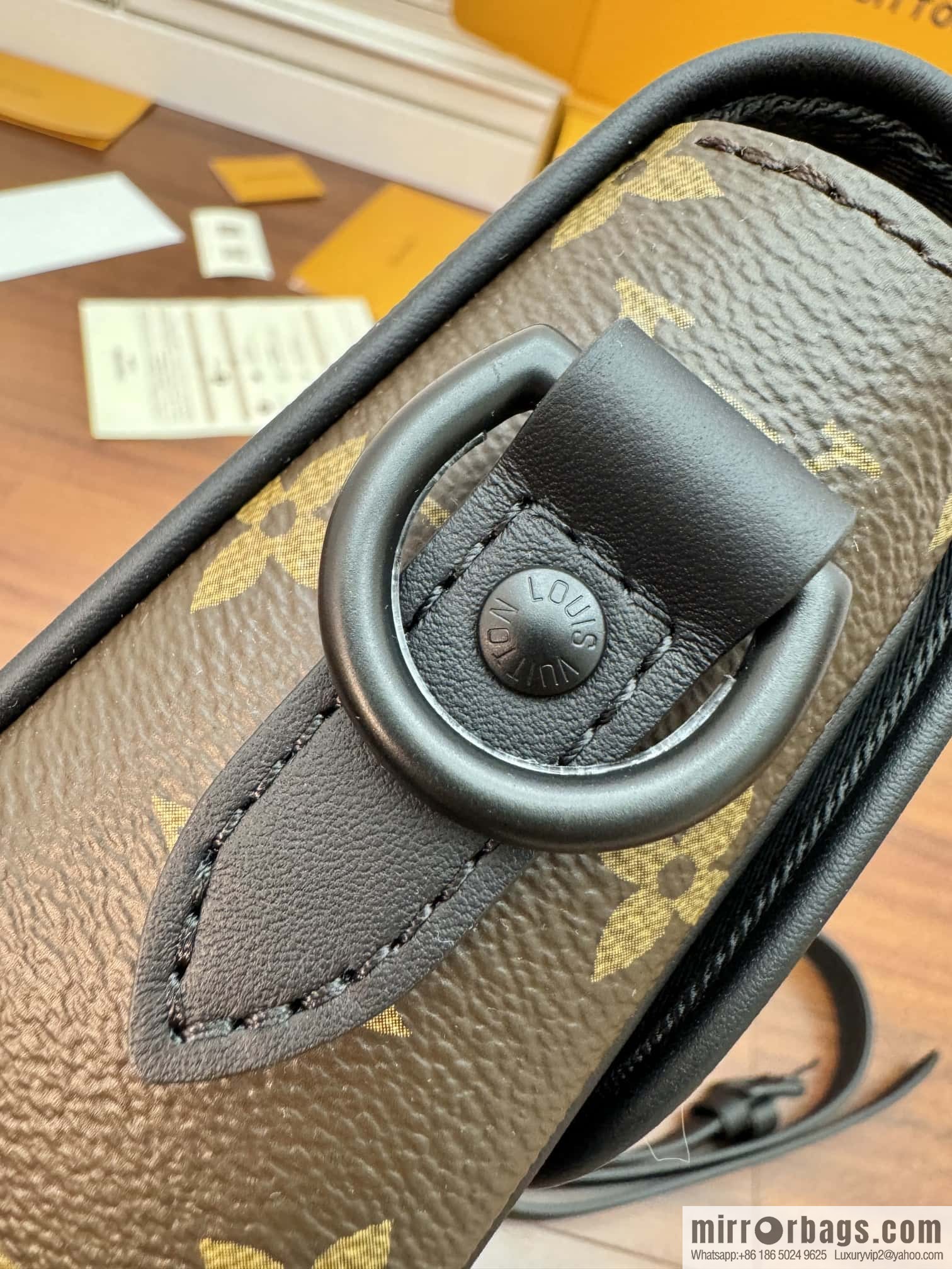 LV M47060 New MONTSOURIS small messenger bag for the season
