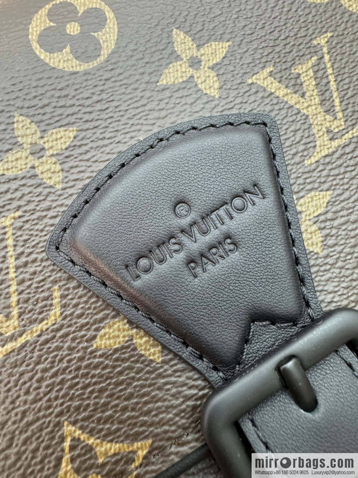 LV M47060 New MONTSOURIS small messenger bag for the season