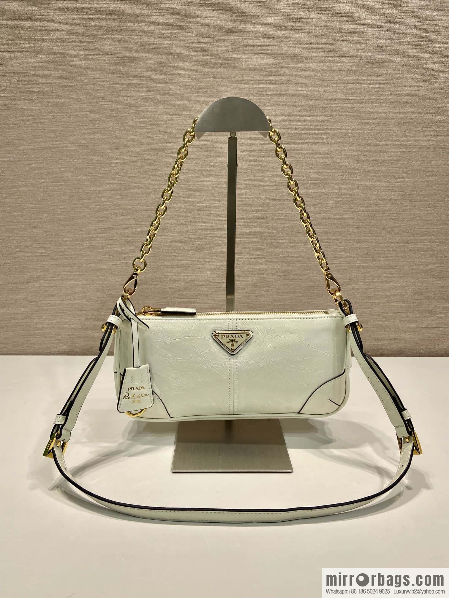 PRADA 🎉 new armpit bag 🎉 1BC221 🎉🎉 white