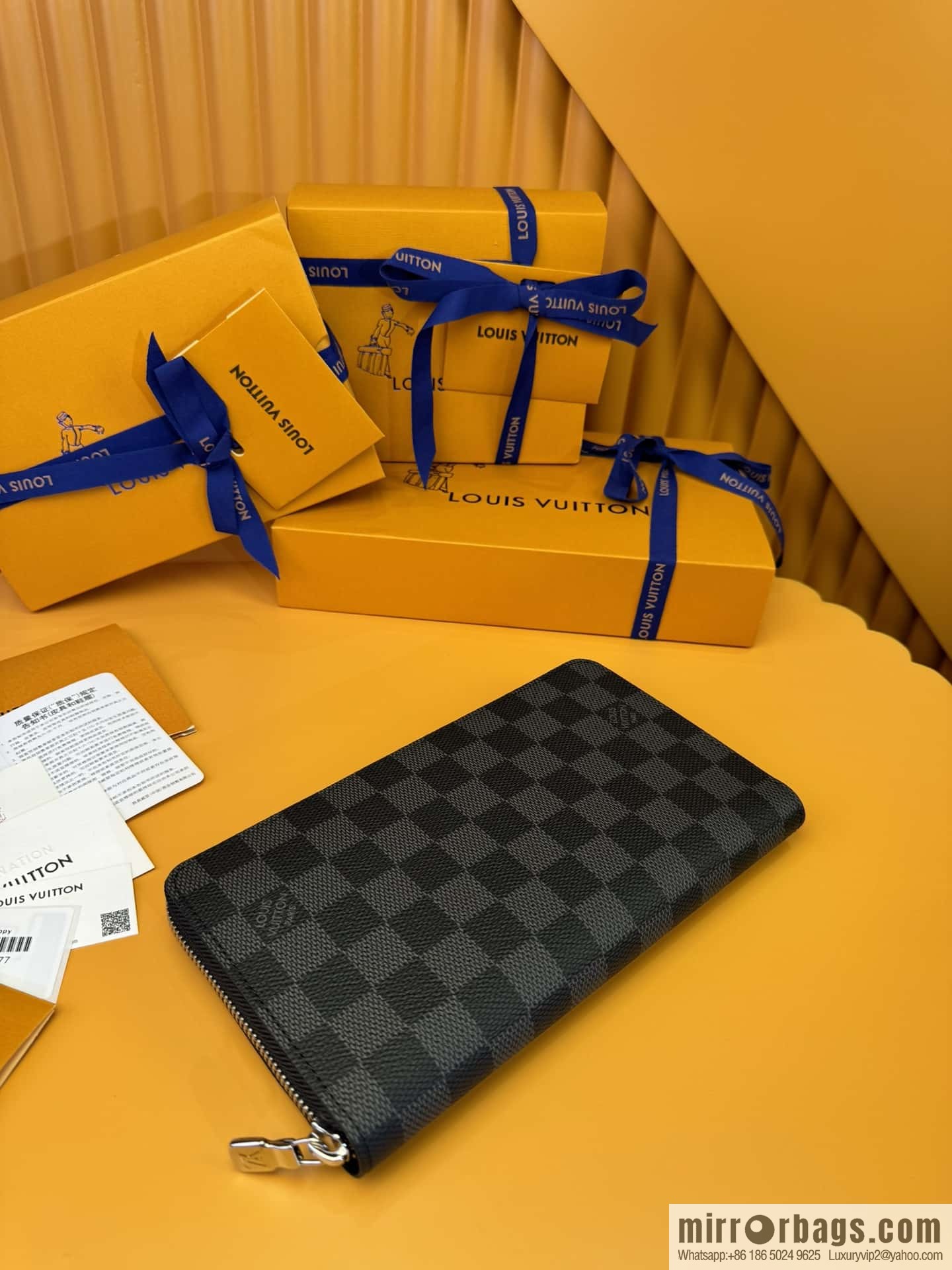 LV Zippy Wallet N63077 Premium