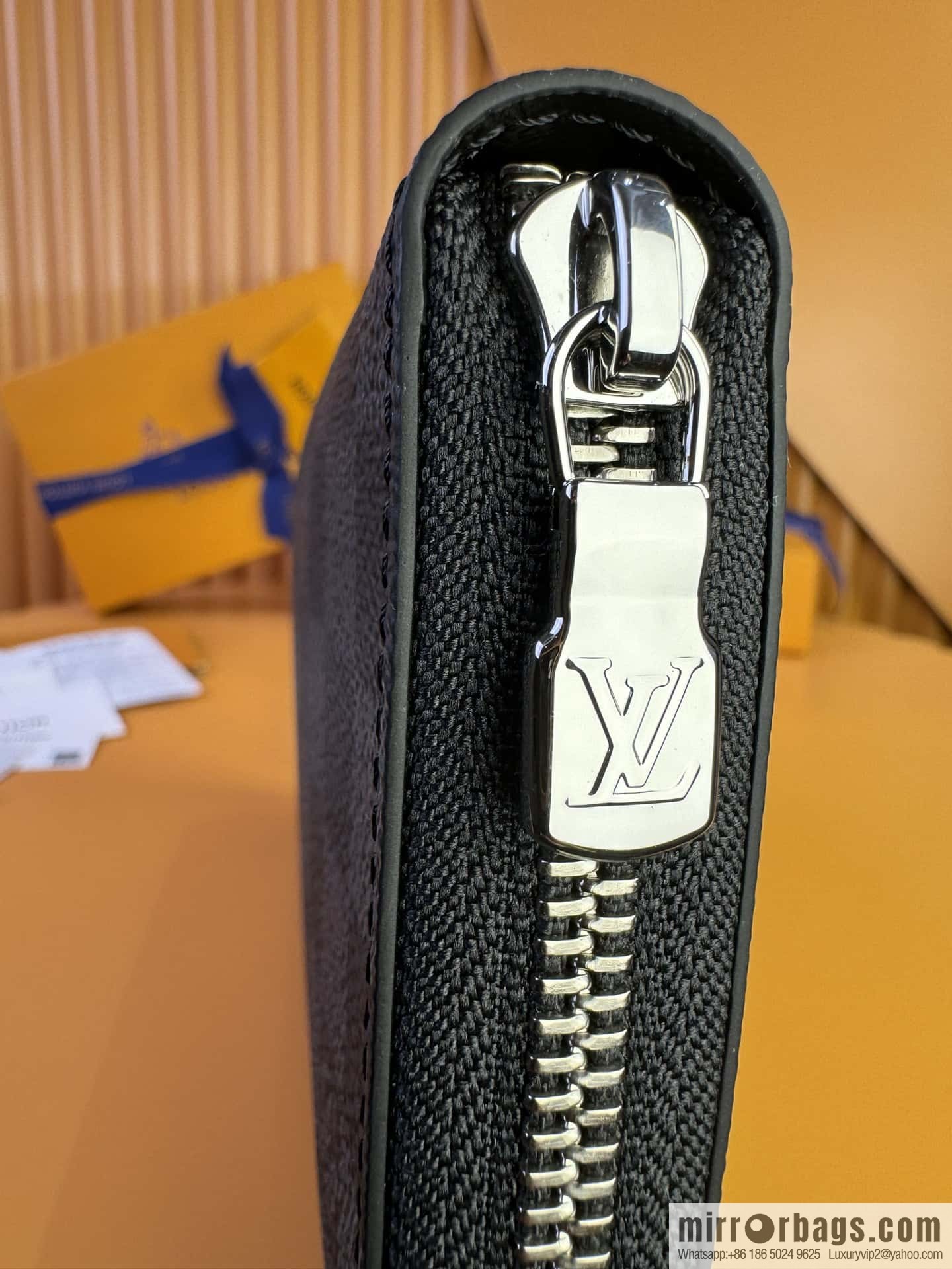 LV Zippy Wallet N63077 Premium