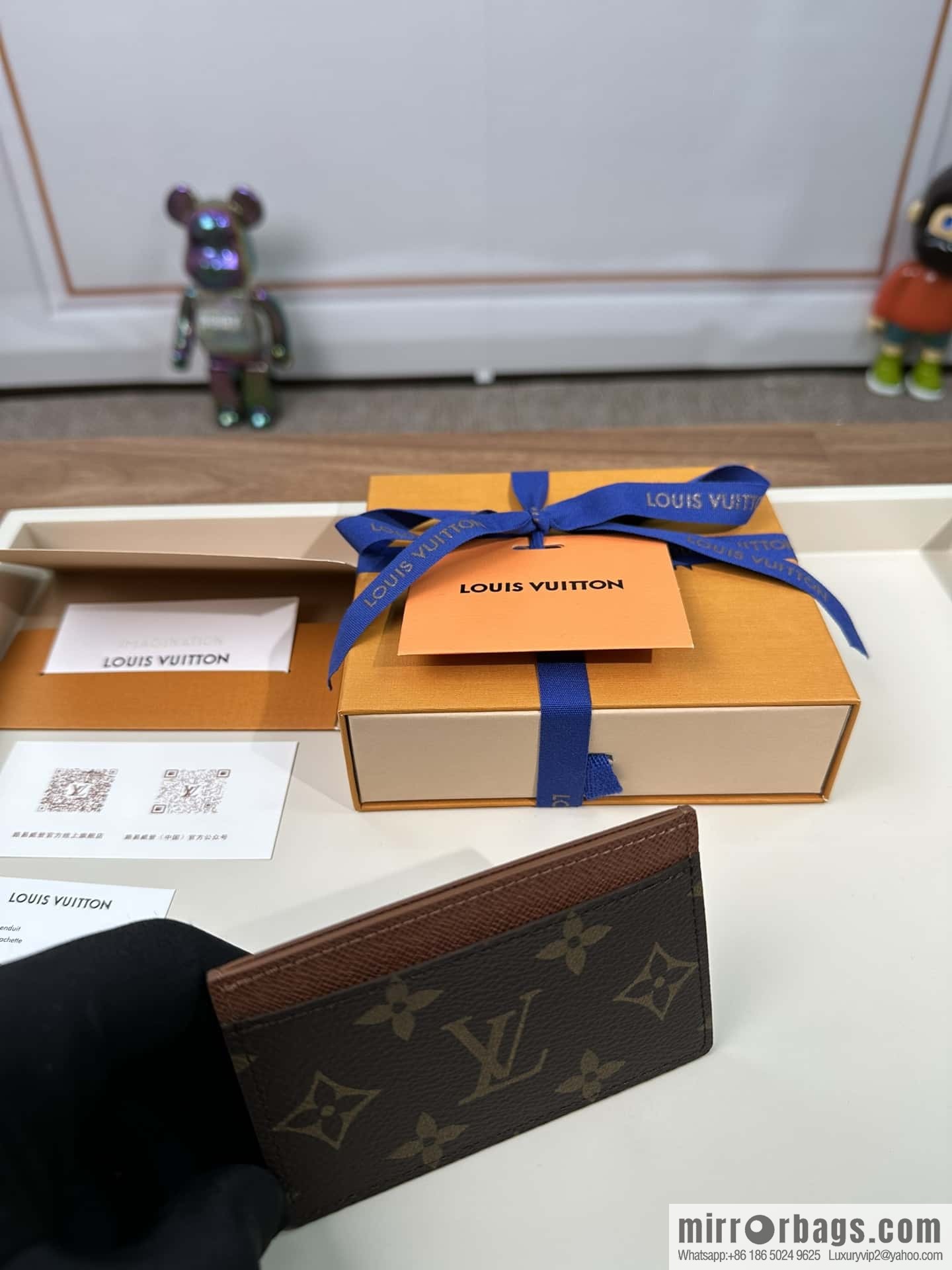 LV card holder M61733 premium